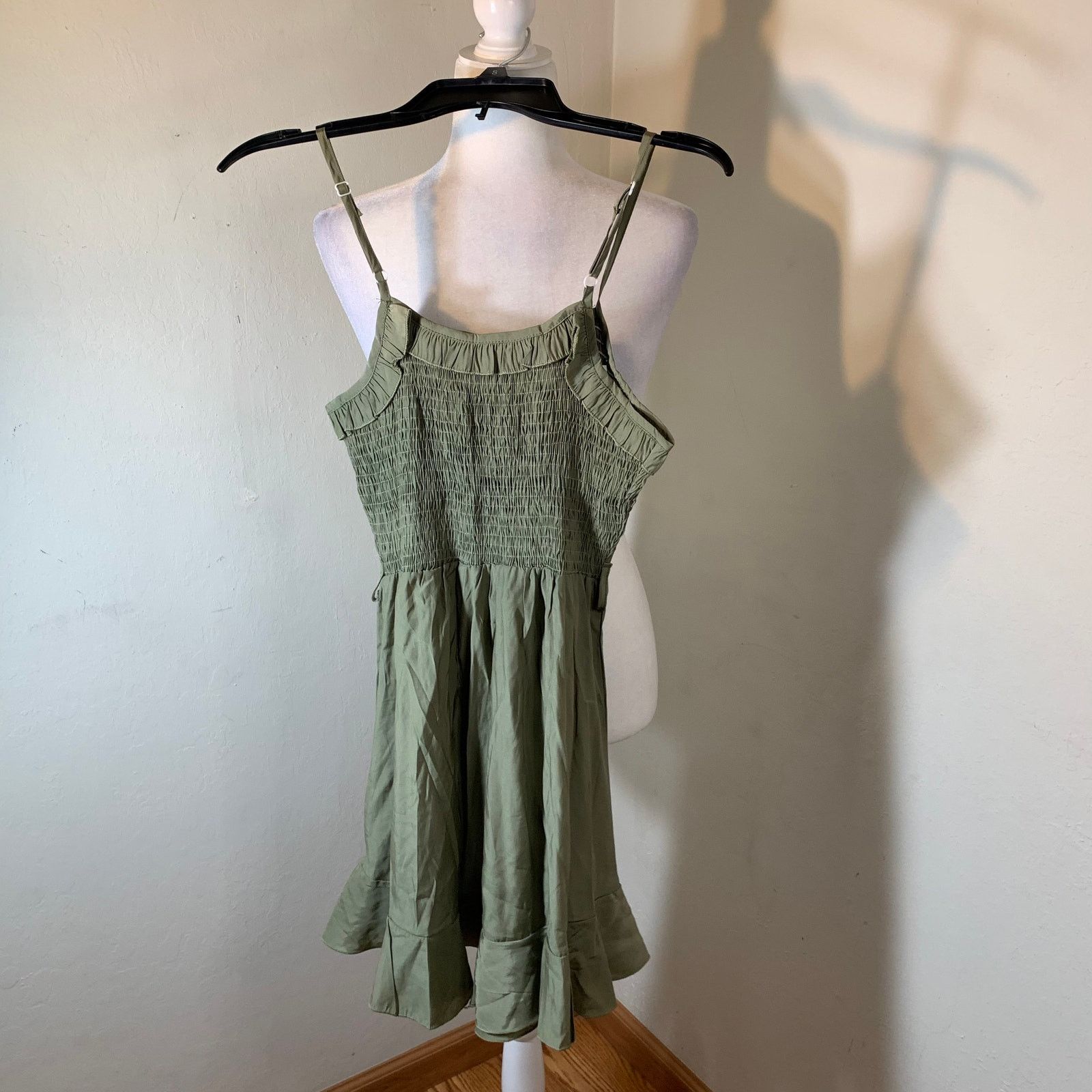 Other Women’s green cute dress size S (NWT) Size S / US 4 / IT 40 - 6 Thumbnail