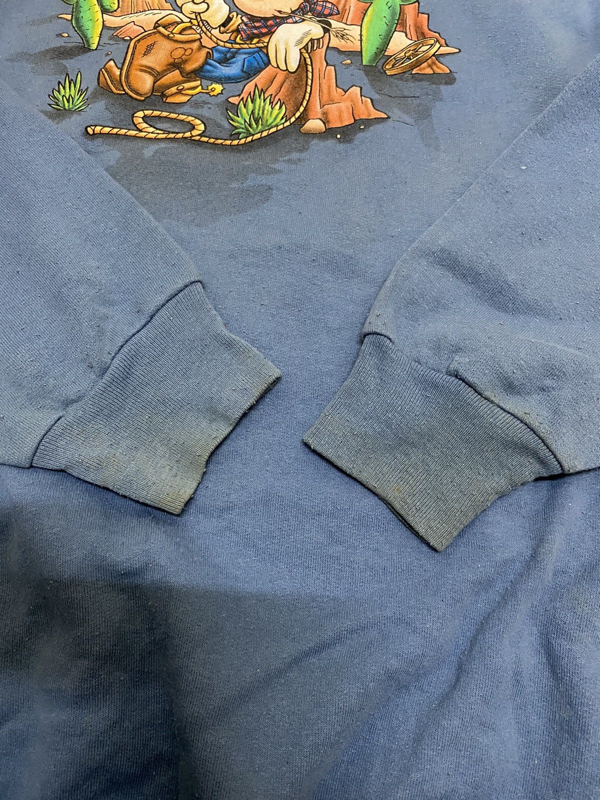 Mickey Mouse × Vintage Vintage Mickey Mouse Cowboy Sweatshirt (C2) Size US L / EU 52-54 / 3 - 4 Thumbnail