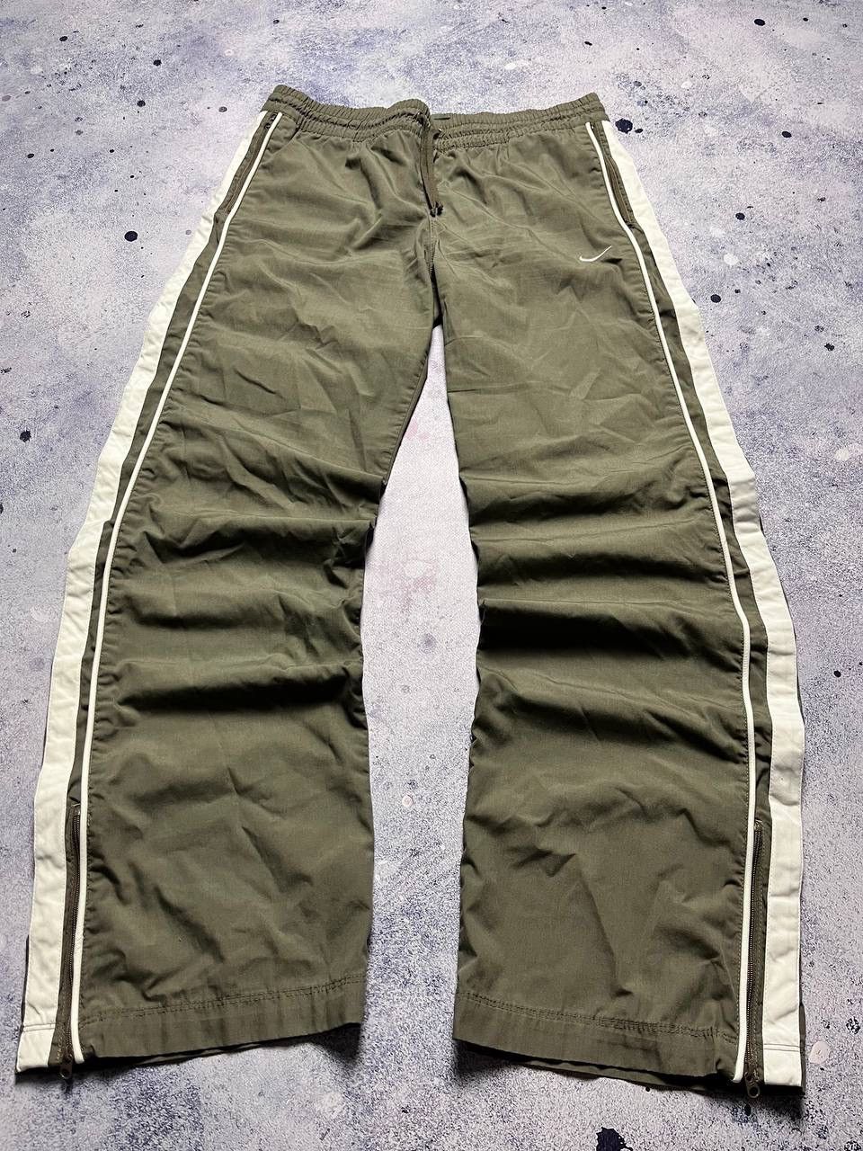Nike Nike 90’s Vintage Baggy Trackpants Y2K Hype Drill Gorpcore Size US 30 / EU 46 - 4 Thumbnail