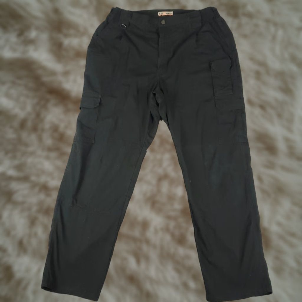 Vintage 5.11 Tactical Pants Cargo Trousers 40x32 Black Outdoors Mens Size US 40 / EU 56 - 1 Thumbnail