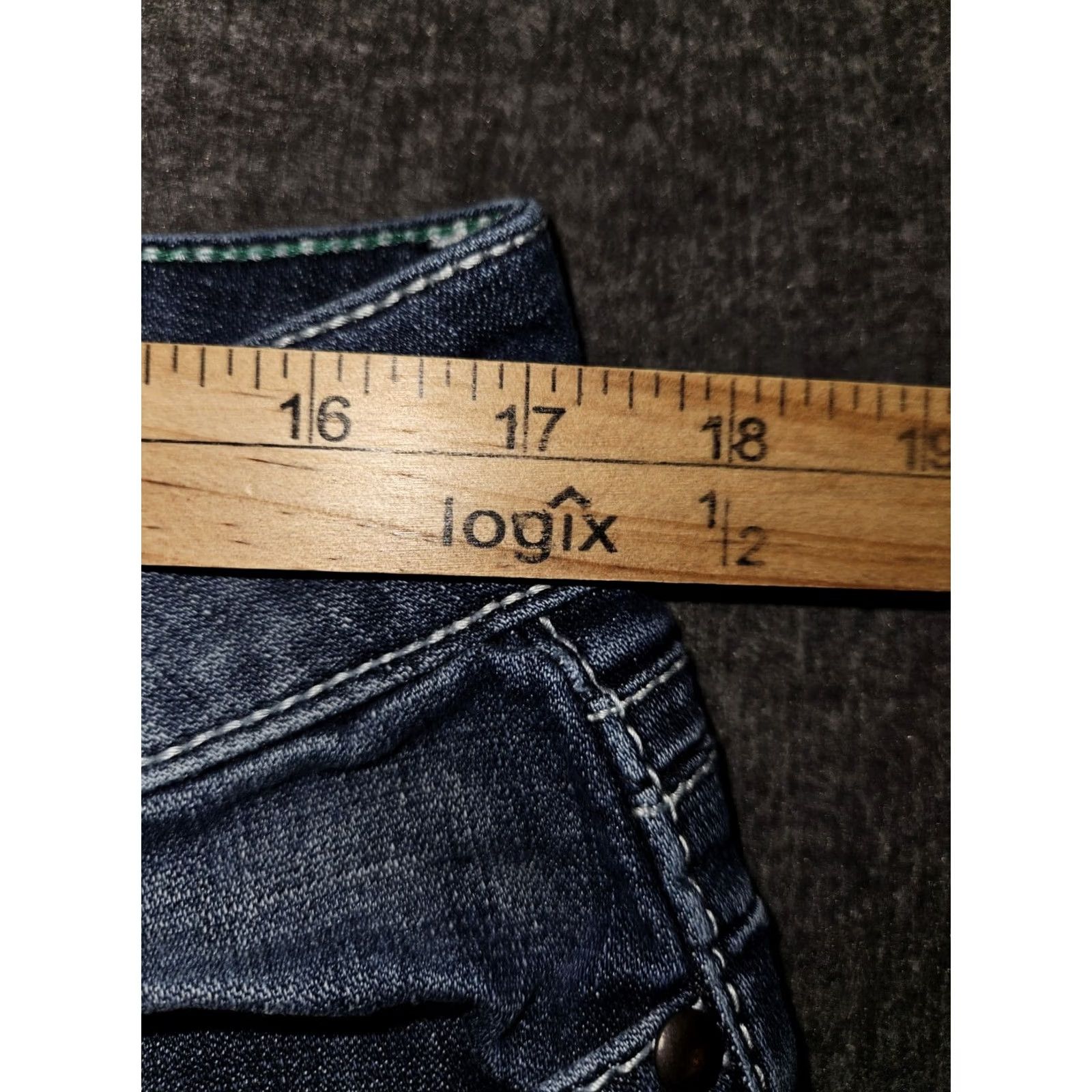 Wrangler Wrangler Bootcut Jeans Women's 11/12 Regular Bootcut Denim Blue Embroidered Pockets Flap Low Rise 28.5in Inseam Western Southwestern Mens Girls Womens Size 32" / US 10 / IT 46 - 4 Thumbnail