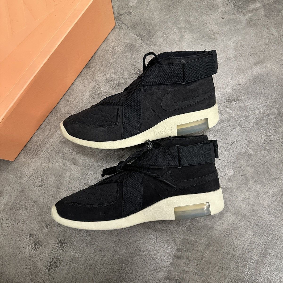Fear of God × Nike Nike Air Fear Of God Raid ‘Black’ AT8087-002 Size US 11.5 / EU 44-45 - 4 Thumbnail