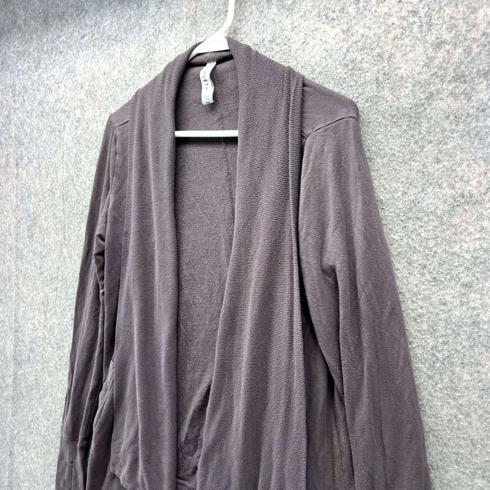 Athleta Athleta Sweater Cardigan Womens XS Purple Solid Fleece Stretch Regular Seasonal All Seasons 77944 Size XS / US 0-2 / IT 36-38 - 6 Thumbnail