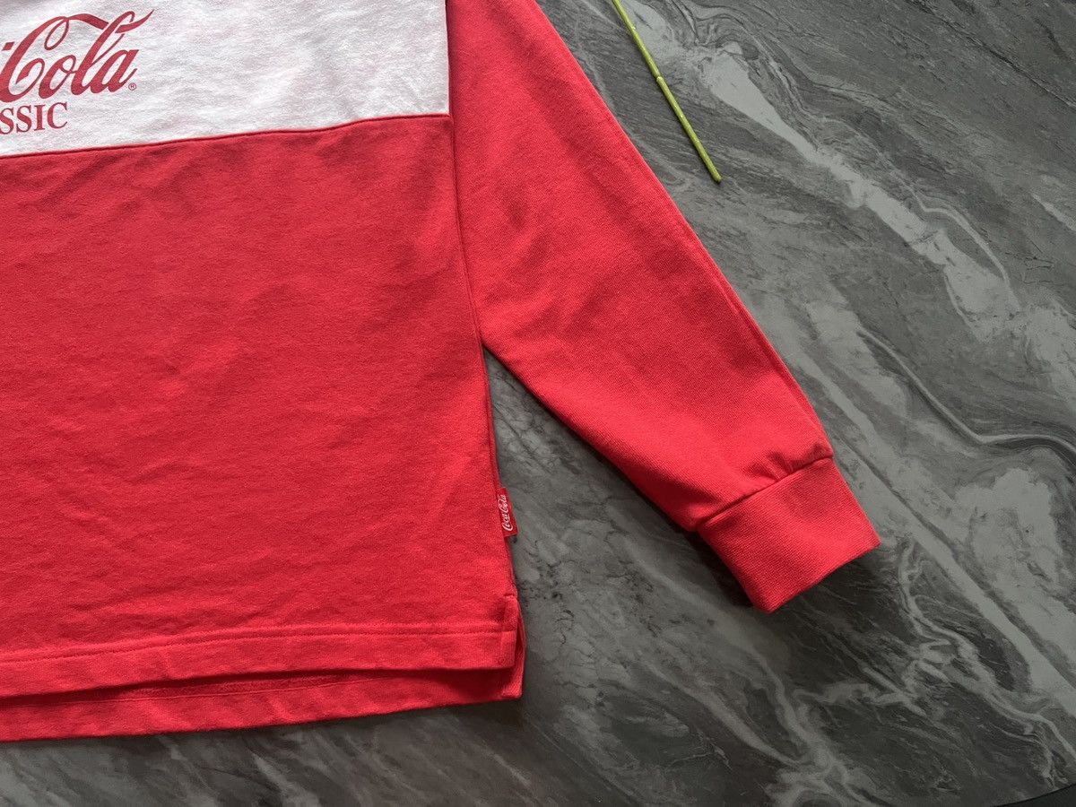 Coca Cola CoCa CoLa : GU Collab Center Logo Red Size US L / EU 52-54 / 3 - 4 Thumbnail