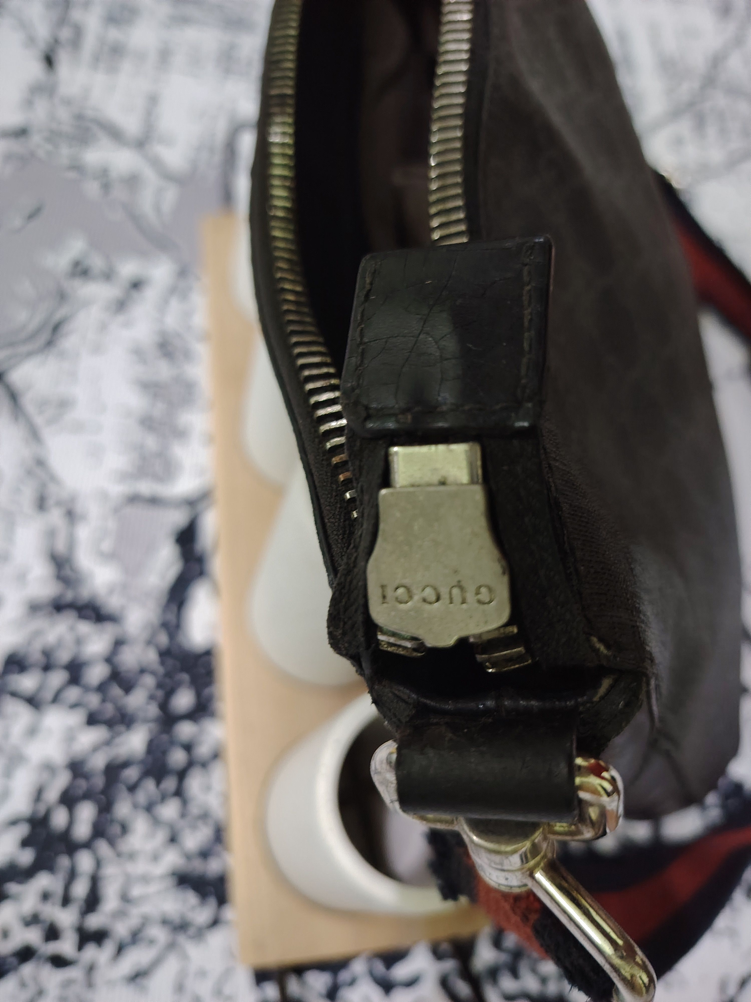 Gucci GUCCI DISTRESSED BAG MESSENGER MONOGRAM SUPREME GG Size ONE SIZE - 5 Thumbnail