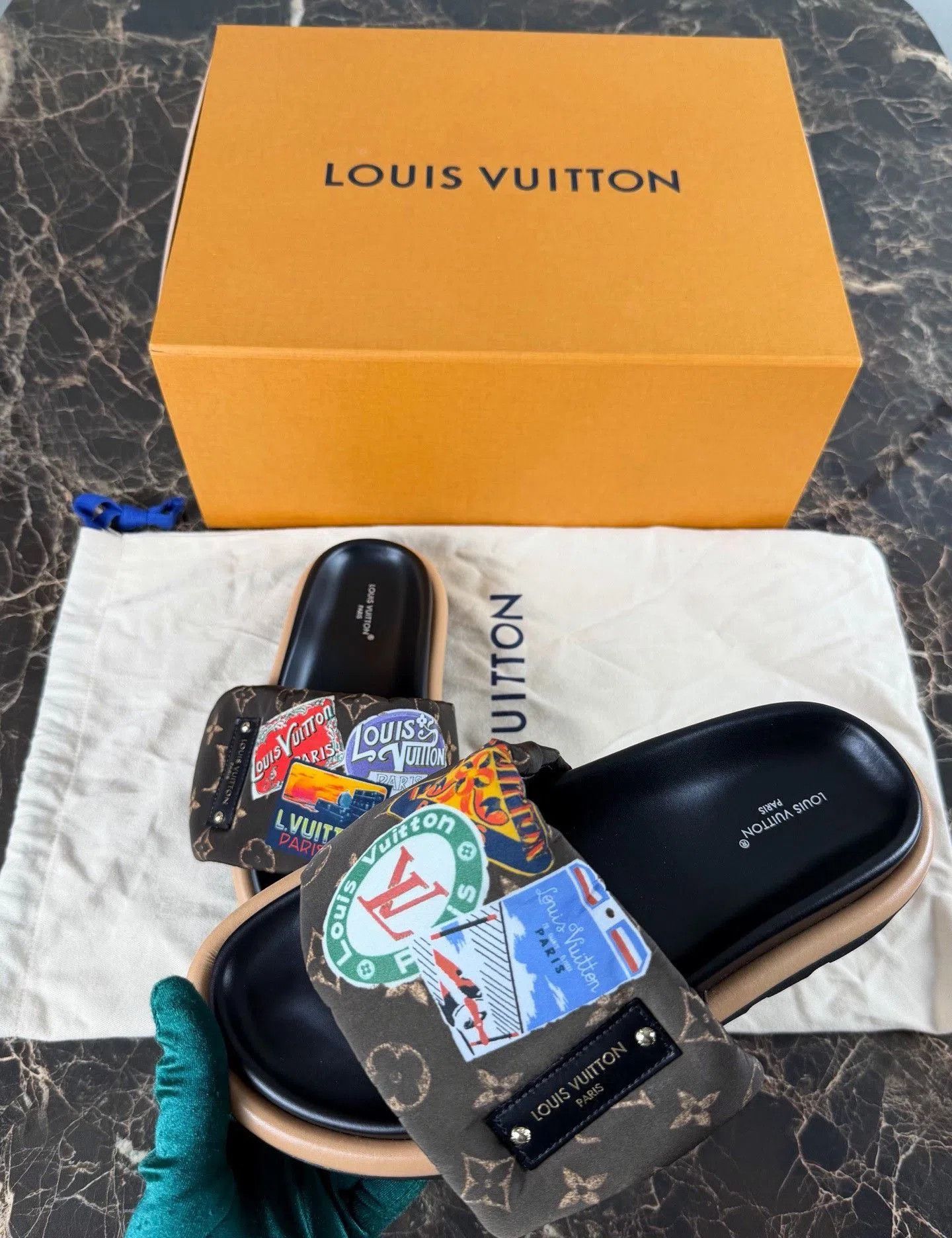 Louis Vuitton LV Women's Adjustable Velcro Slippers. Size US 6 / IT 36 - 3 Thumbnail