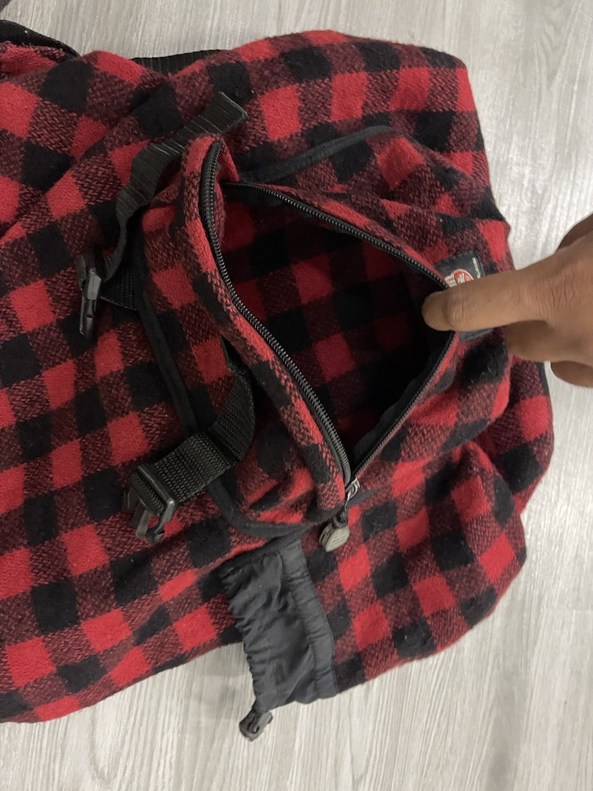 Johnson Woolen Mills Red Plaid Johnson Woolen Mill Rucksack Bagpack Size ONE SIZE - 11 Thumbnail