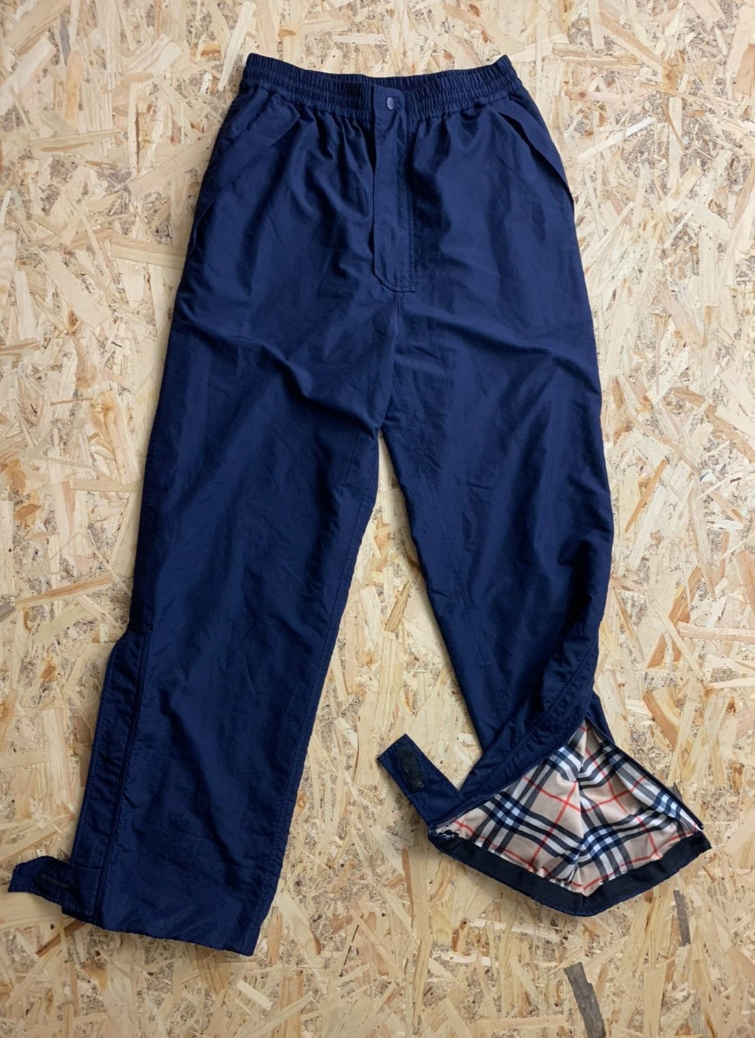 Burberry Burberry sweatpants size M dark blue Size US 34 / EU 50 - 7 Thumbnail