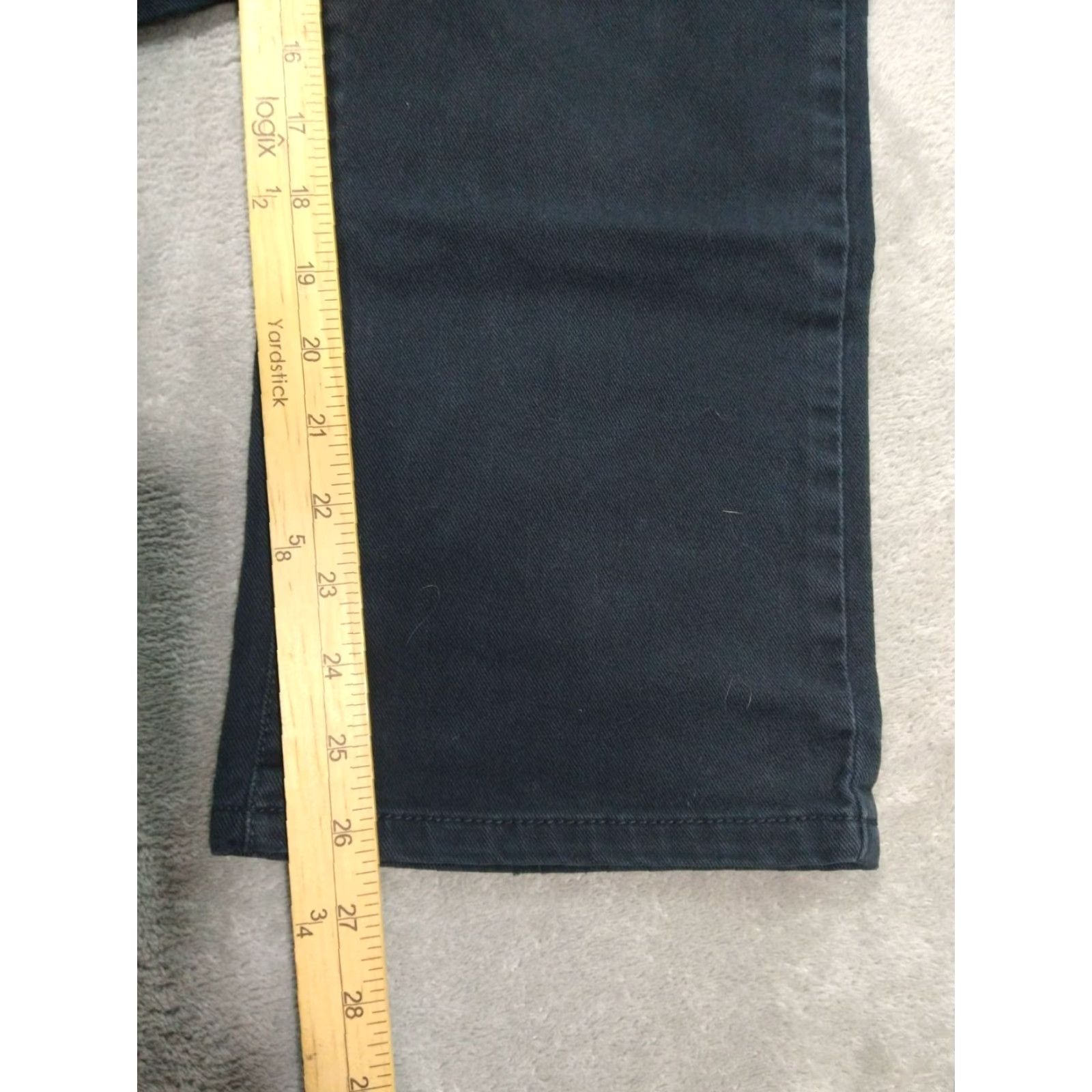Levi's VINTAGE Levi's 550 Jeans Women's 6 Short Black Denim Relaxed Bootcut Western Cowgirl Y2K Mens? No, Women. Size 28" / US 6 / IT 42 - 5 Thumbnail