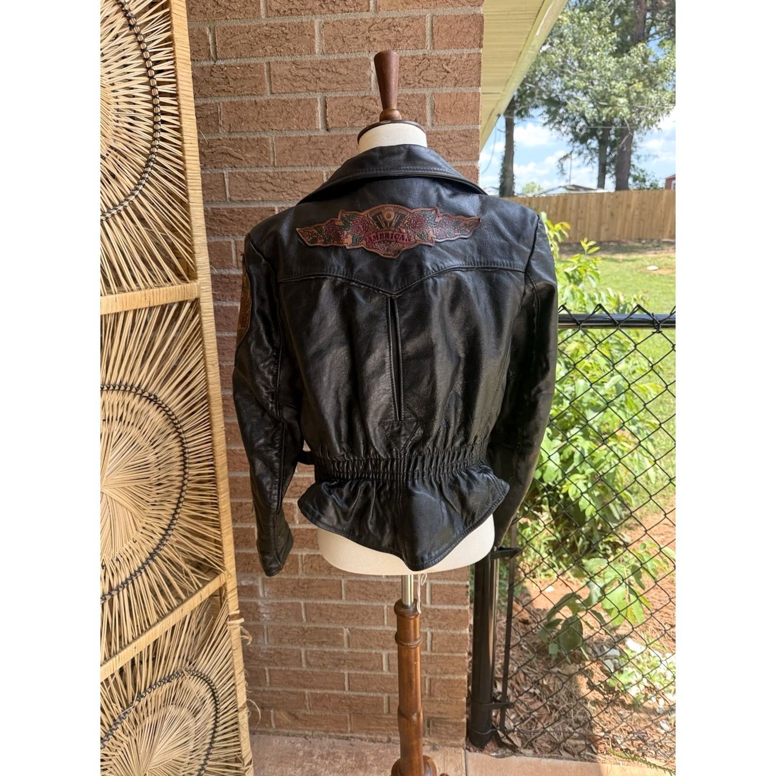 Vintage VINTAGE Universal Rider Women’s Jacket Leather Motorcycle USA Black S Womens Size S / US 4 / IT 40 - 3 Thumbnail