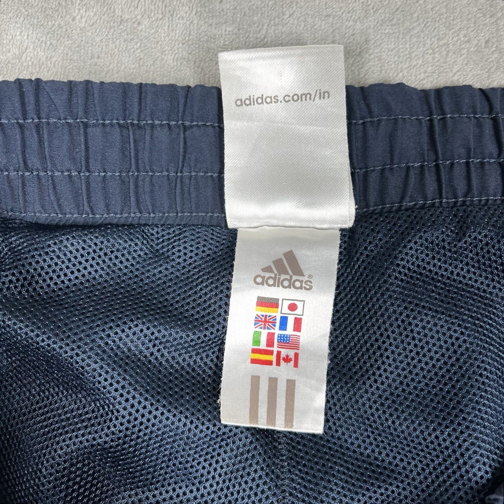 Adidas VTG Adidas Track Pants Men’s XL Navy Blue Cinch Cord Ankle Y2K 90s Athleisure Sports Pants Mens XL Navy Blue Track Pants Adidas VTG Size US 36 / EU 52 - 6 Thumbnail