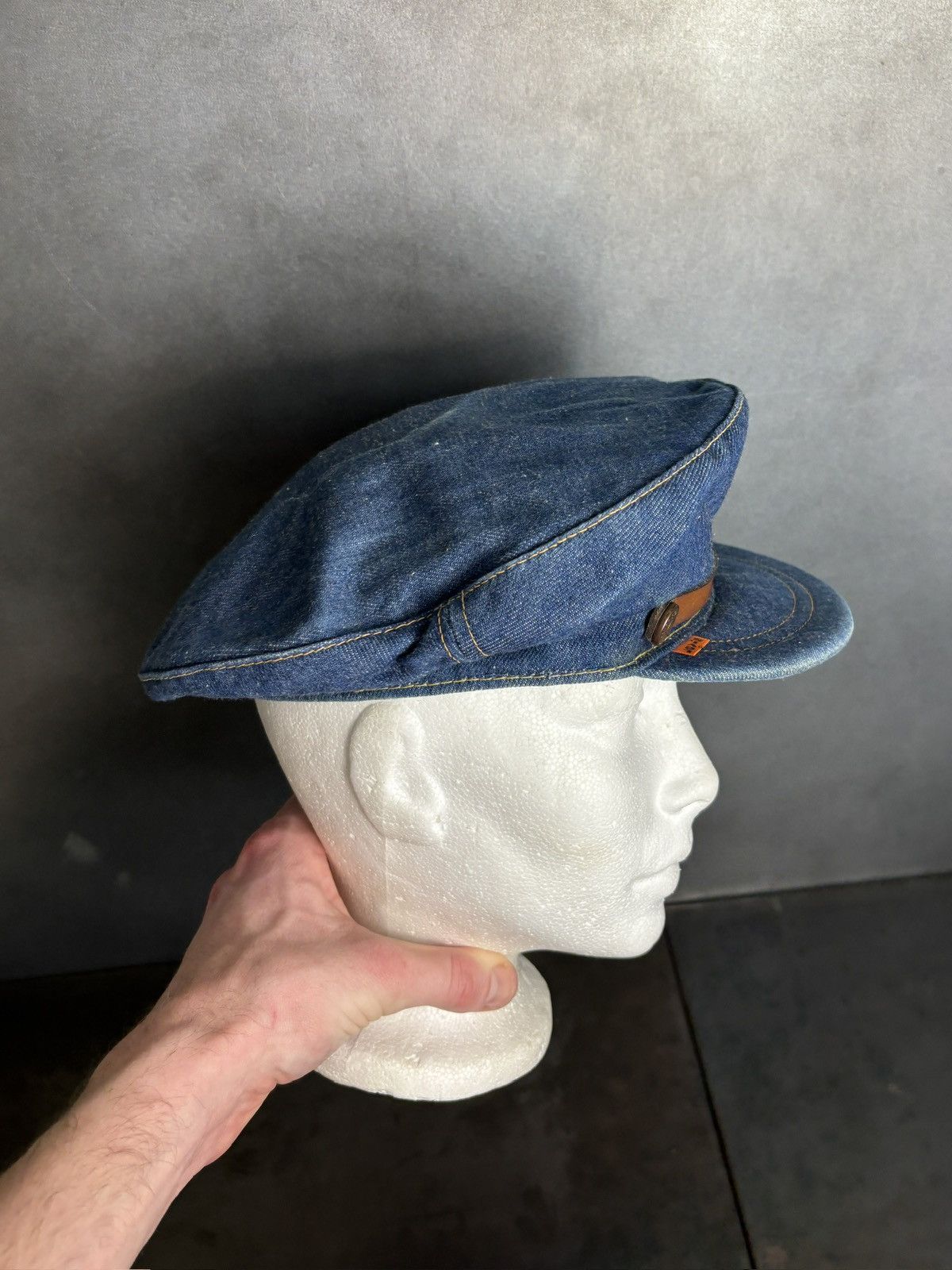 Levi's Vintage Levi's Orange Tab Hat 1970s Denim Newsboy Flatcap 70 Size ONE SIZE - 5 Thumbnail