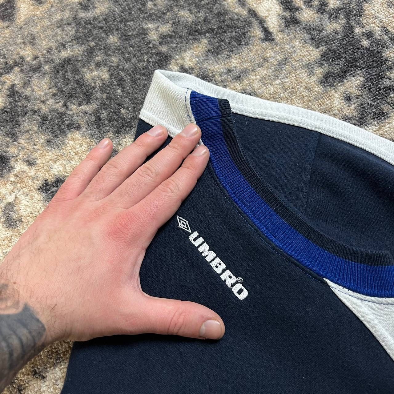 Umbro Umbro Mini Logo Vintage Y2K Boxy Fit Sweatshirt Size US M / EU 48-50 / 2 - 6 Thumbnail