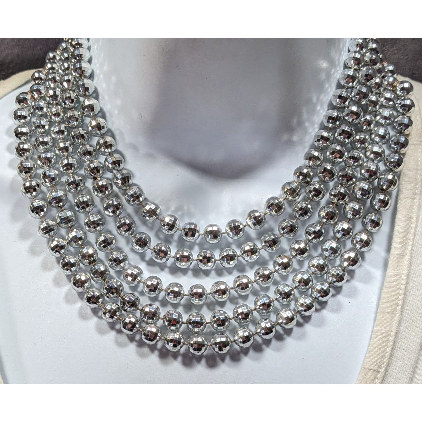 Other Elegant Layered Disco Ball Silver Tone Plastic Beaded Neckla Size ONE SIZE - 4 Thumbnail