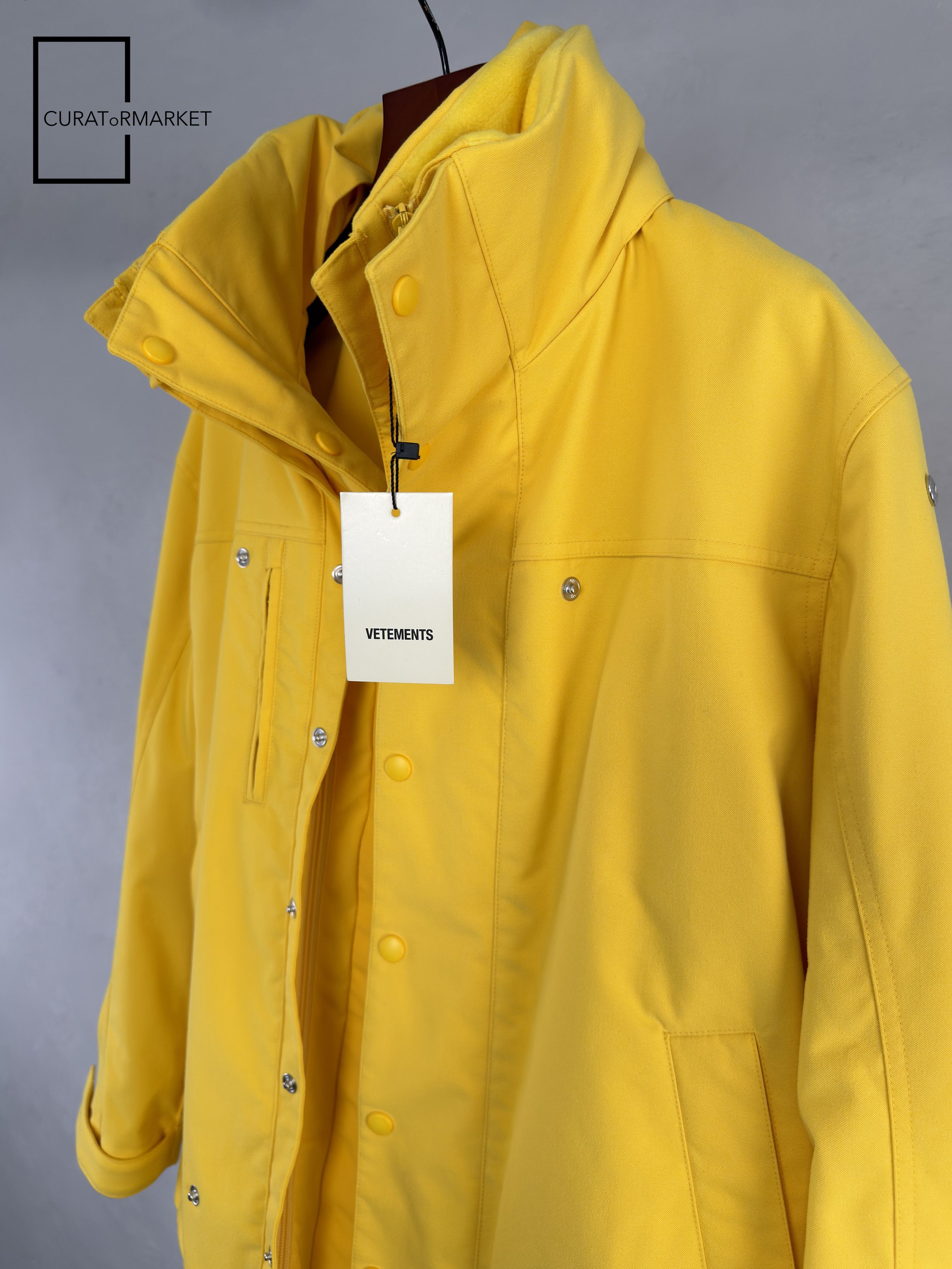 Vetements Oversized Demna Angela Reversible Double Sided Hood FW18 Size US S / EU 44-46 / 1 - 3 Thumbnail