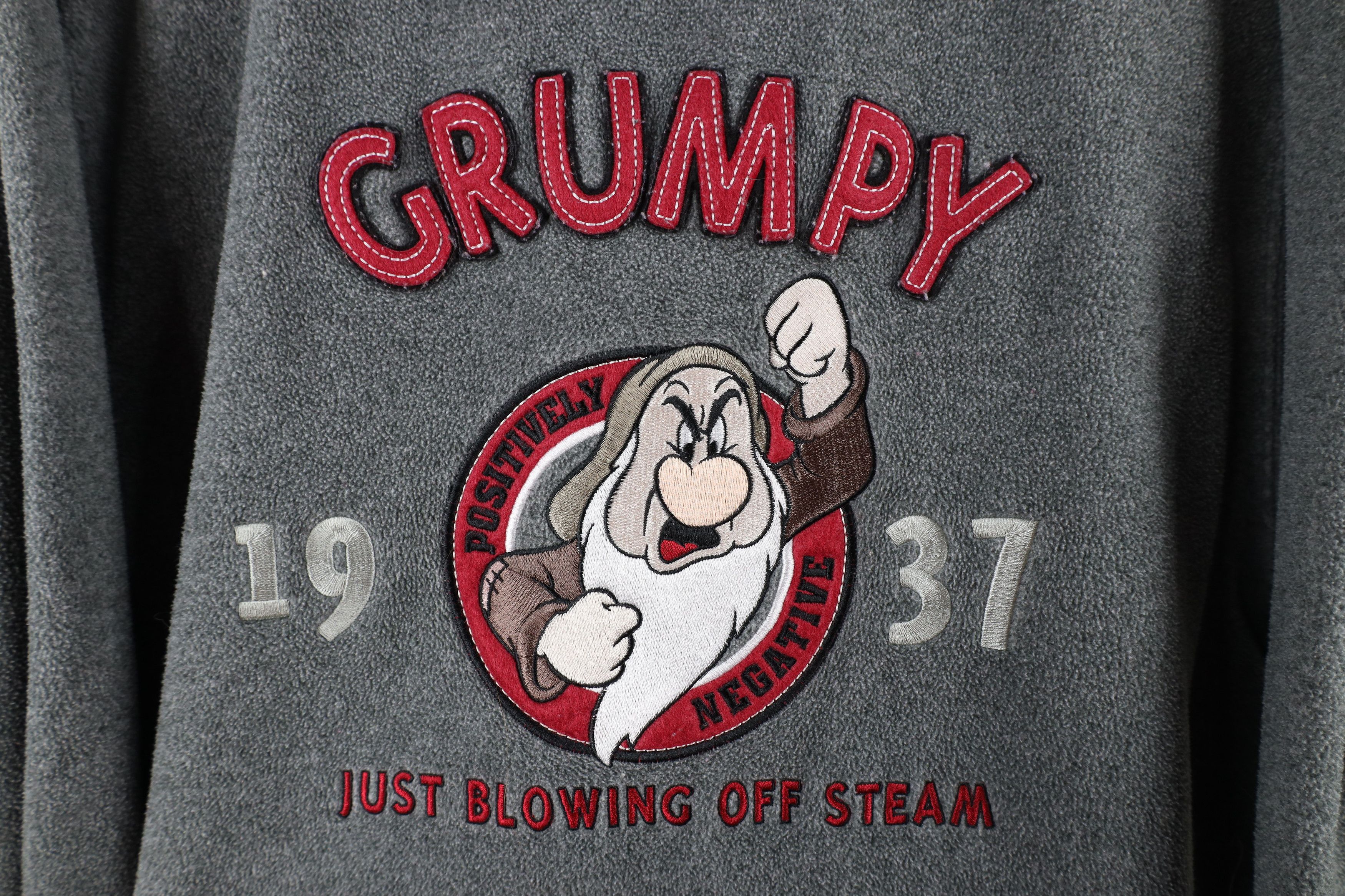 Disney Vintage 90s Disney Grumpy Dwarf Snow White Fleece Sweatshirt Size US M / EU 48-50 / 2 - 4 Thumbnail