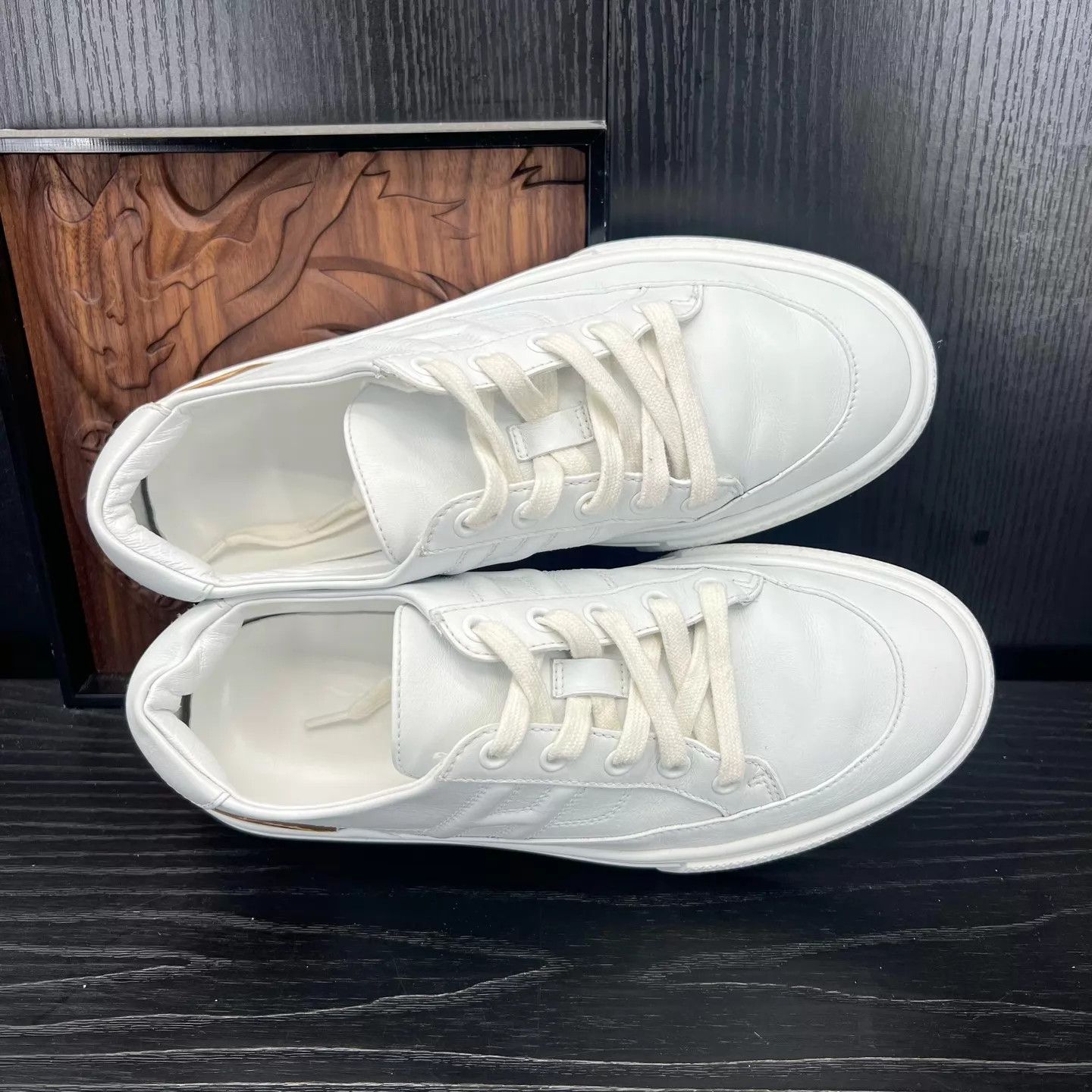 Hermes HERMES Deep white and brown sneakers size 37 Size US 6.5 / IT 36.5 - 7 Thumbnail