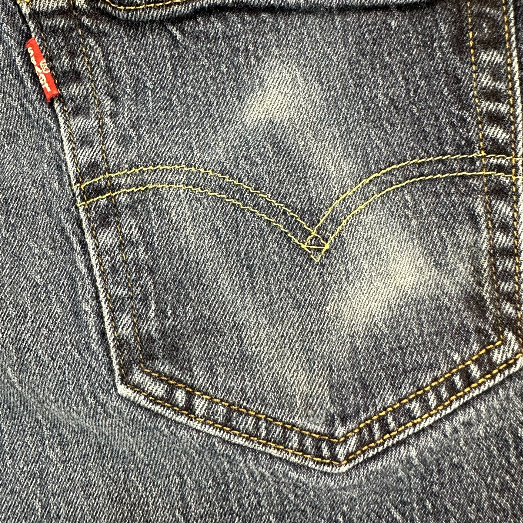 Levi's Levi's 505 Jeans Regular 34x30 Blue Denim 100% Cotton Straight Mid Rise Distressed 5-Pocket Mens Jeans Size US 34 / EU 50 - 4 Thumbnail