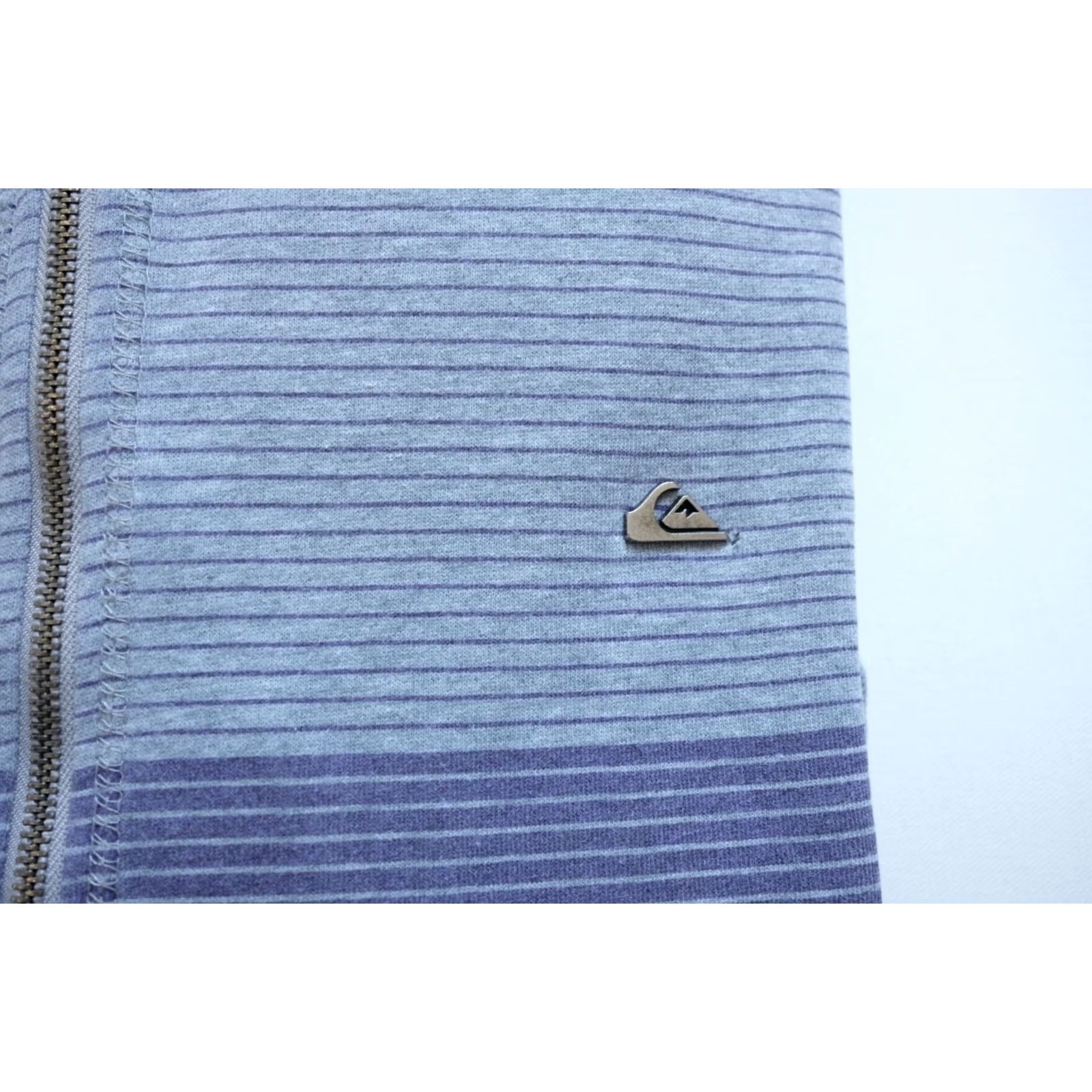 Quiksilver VINTAGE Quiksilver Hoodie Full Zip Striped Gray Sweatshirt Hooded Men SZ LG Size US L / EU 52-54 / 3 - 4 Thumbnail