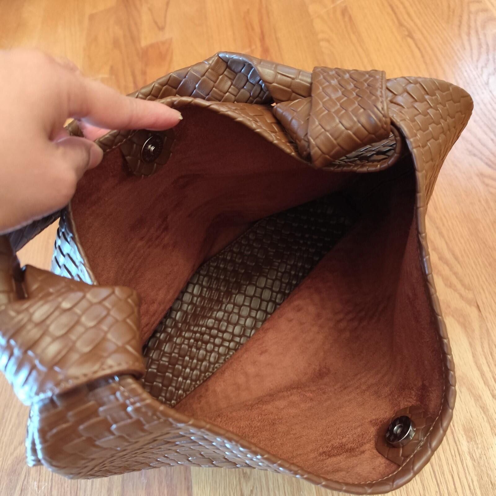 The Unbranded Brand Brown Women Leather Woven Bag Size ONE SIZE - 6 Thumbnail