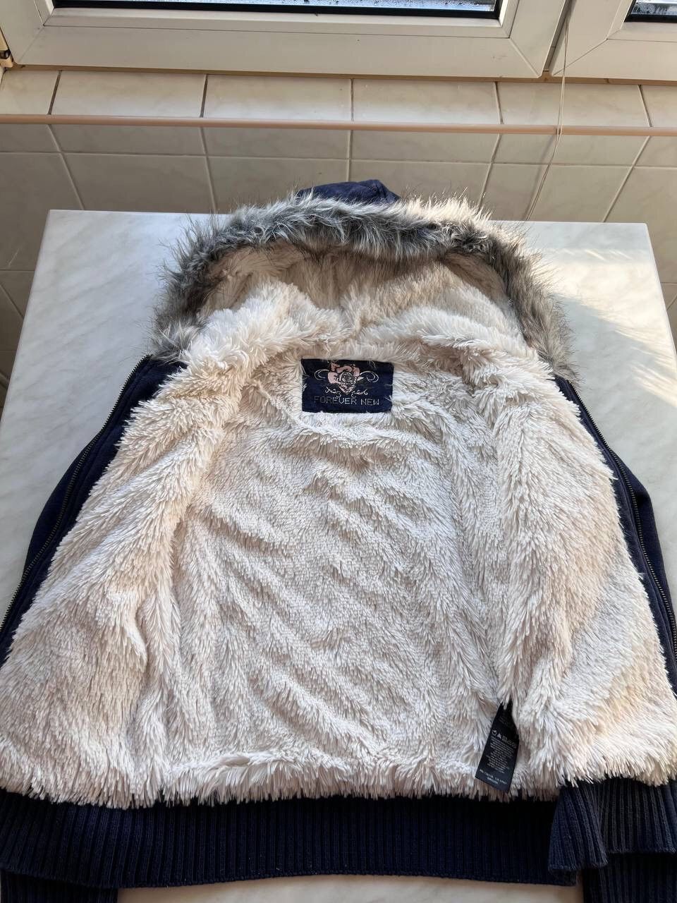 Japanese Brand Vintage 2000s Y2K Faux Fur Zip Hoodie Japanese style Size US S / EU 44-46 / 1 - 5 Thumbnail