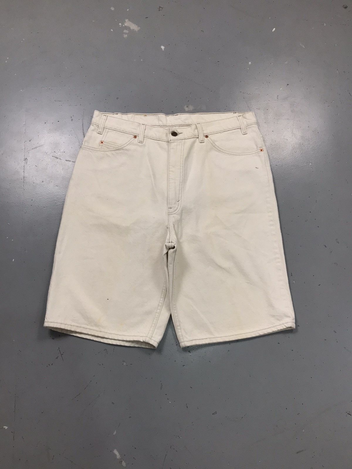 Vintage Levi’s Strauss & co orange tab 550 denim jort