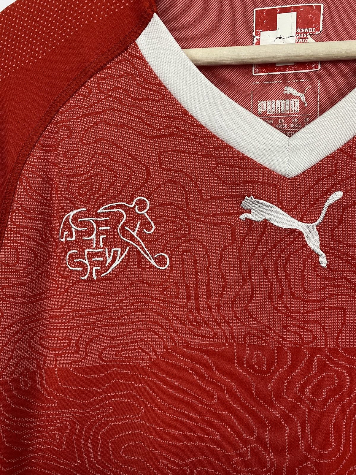Puma 🇨🇭 Vintage Y2K Puma Switzerland Suisse Soccer Jersey T-Shirt Size US M / EU 48-50 / 2 - 5 Thumbnail