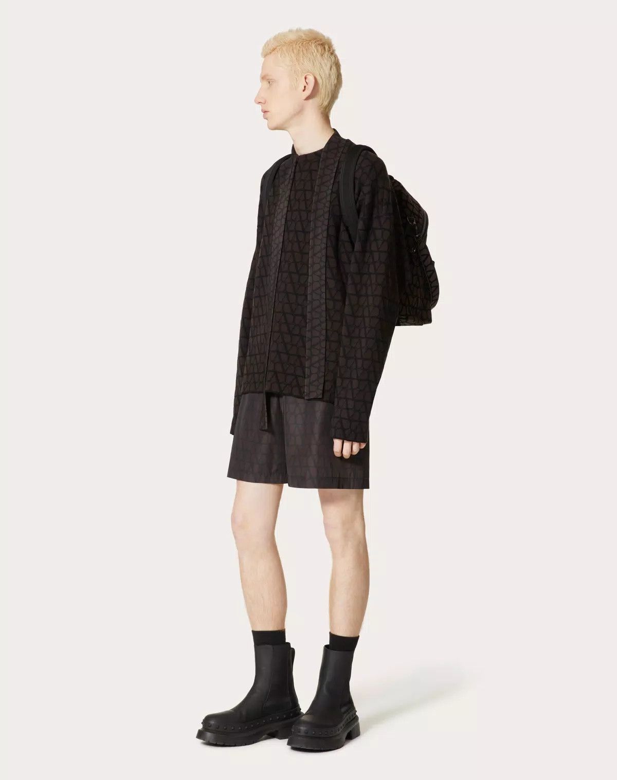 Valentino oc11z0725 Wool Crewneck Sweater in Black Size US M / EU 48-50 / 2 - 3 Thumbnail