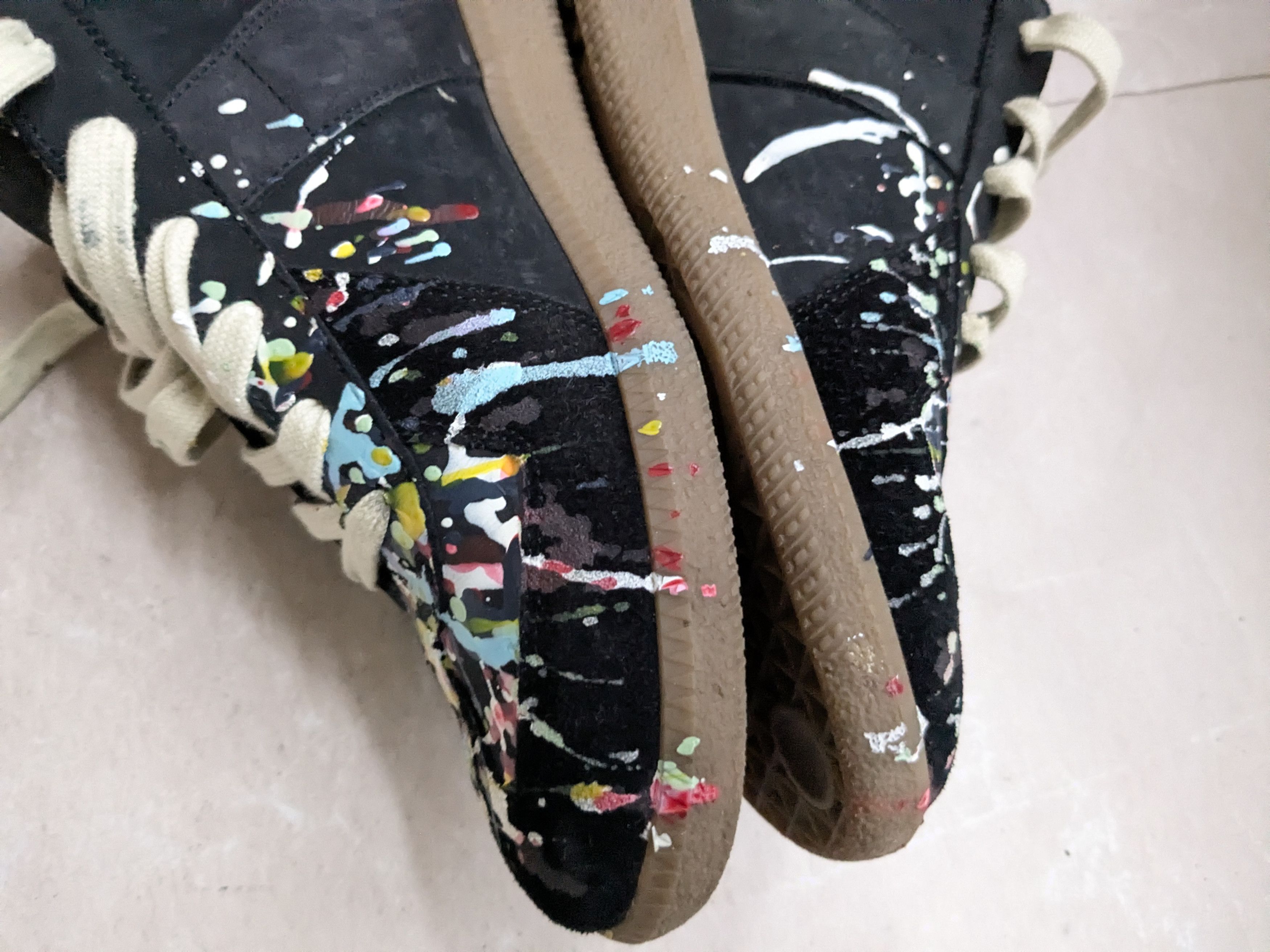 Maison Margiela Maison Margiela Replica GAT Black Paint Splatter 9 42 Size US 9 / EU 42 - 13 Thumbnail