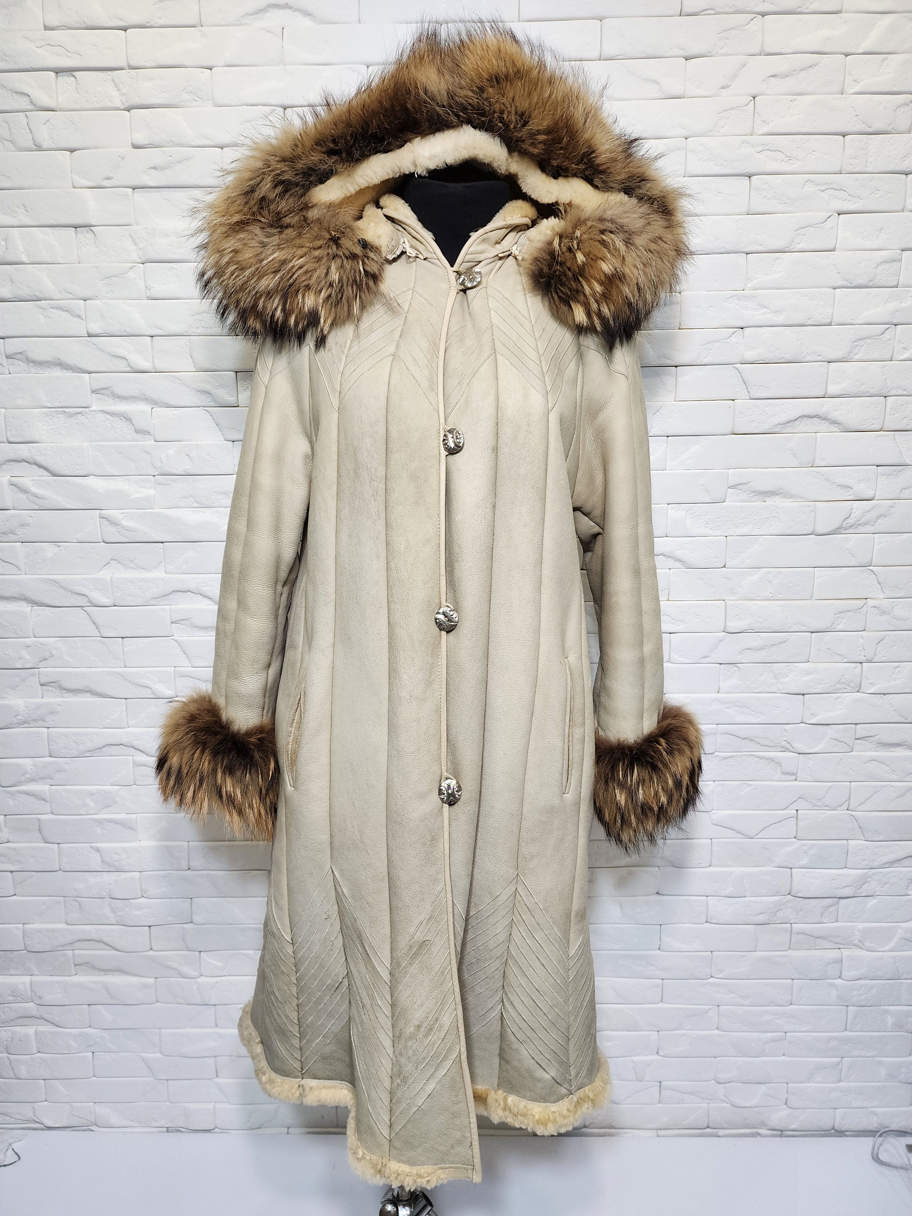 Genuine Leather Gray Sheepskin Hooded Coat: Women's Genuine Fur Size XL / US 12-14 / IT 48-50 - 1 Thumbnail