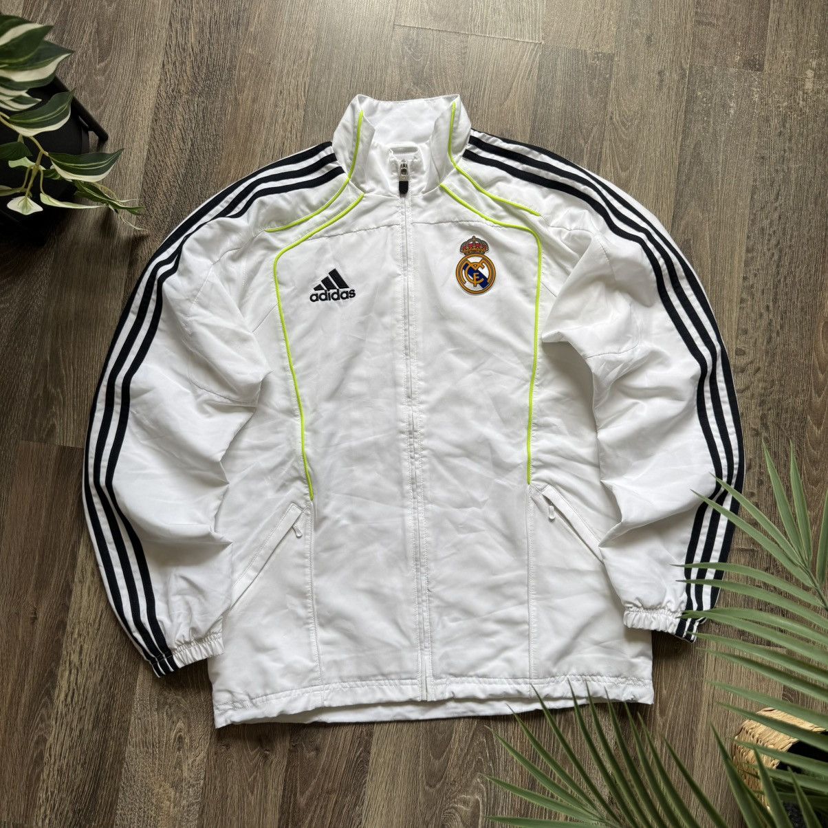 Adidas Vintage Adidas Real Madrid Jacket Size US S / EU 44-46 / 1 - 1 Thumbnail