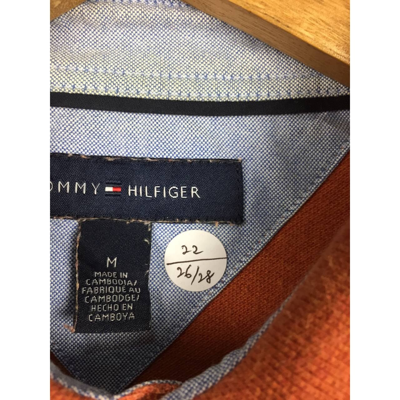 Tommy Hilfiger × Vintage Tommy Hilfiger Embroidered Logo Casual Mesh Polo Tee Size US M / EU 48-50 / 2 - 12 Thumbnail
