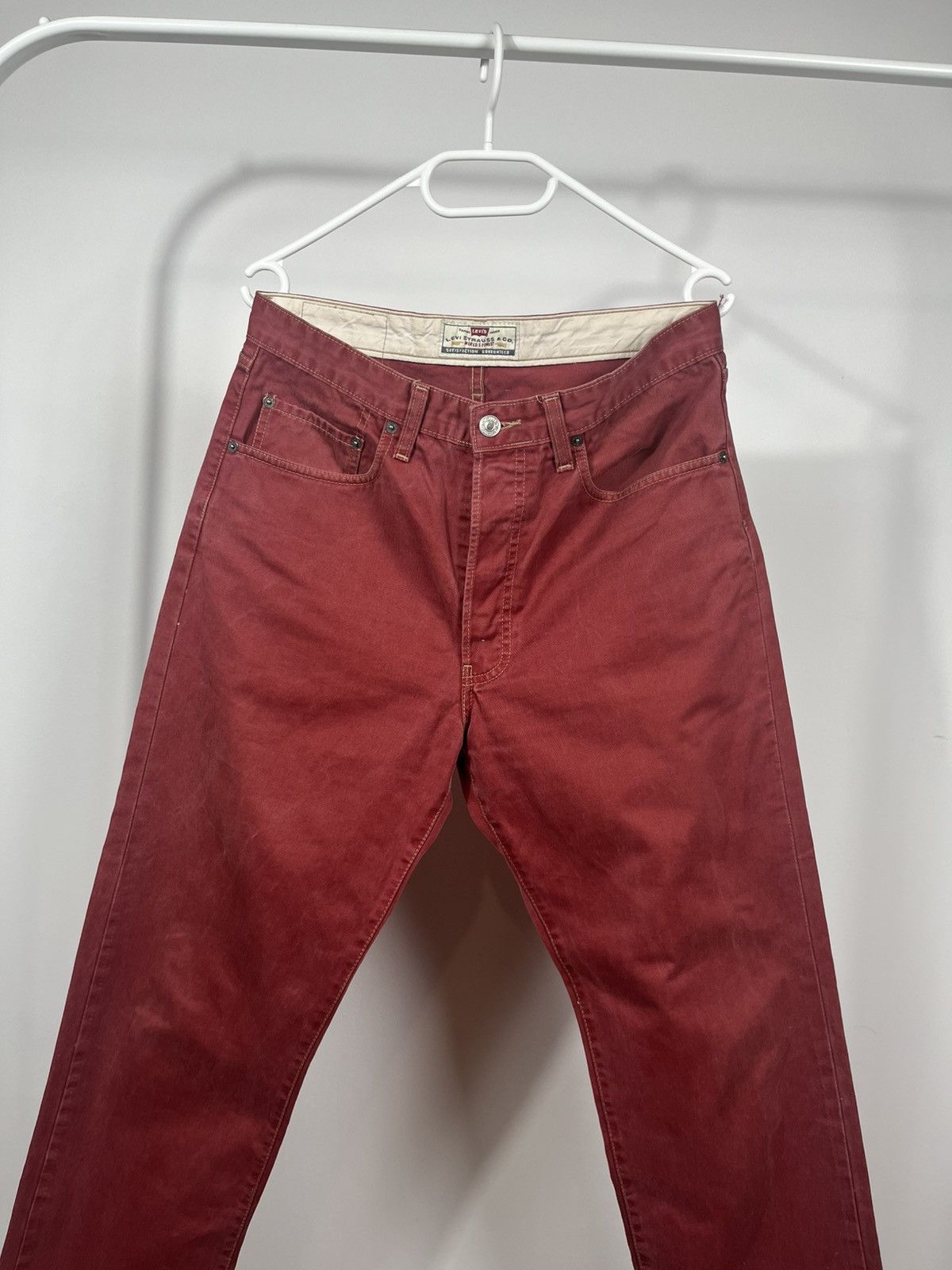 Levi's Levi’s 401 Vintage Red Straight Fit Jeans W33 L32 Tunisia Size US 30 / EU 46 - 8 Thumbnail