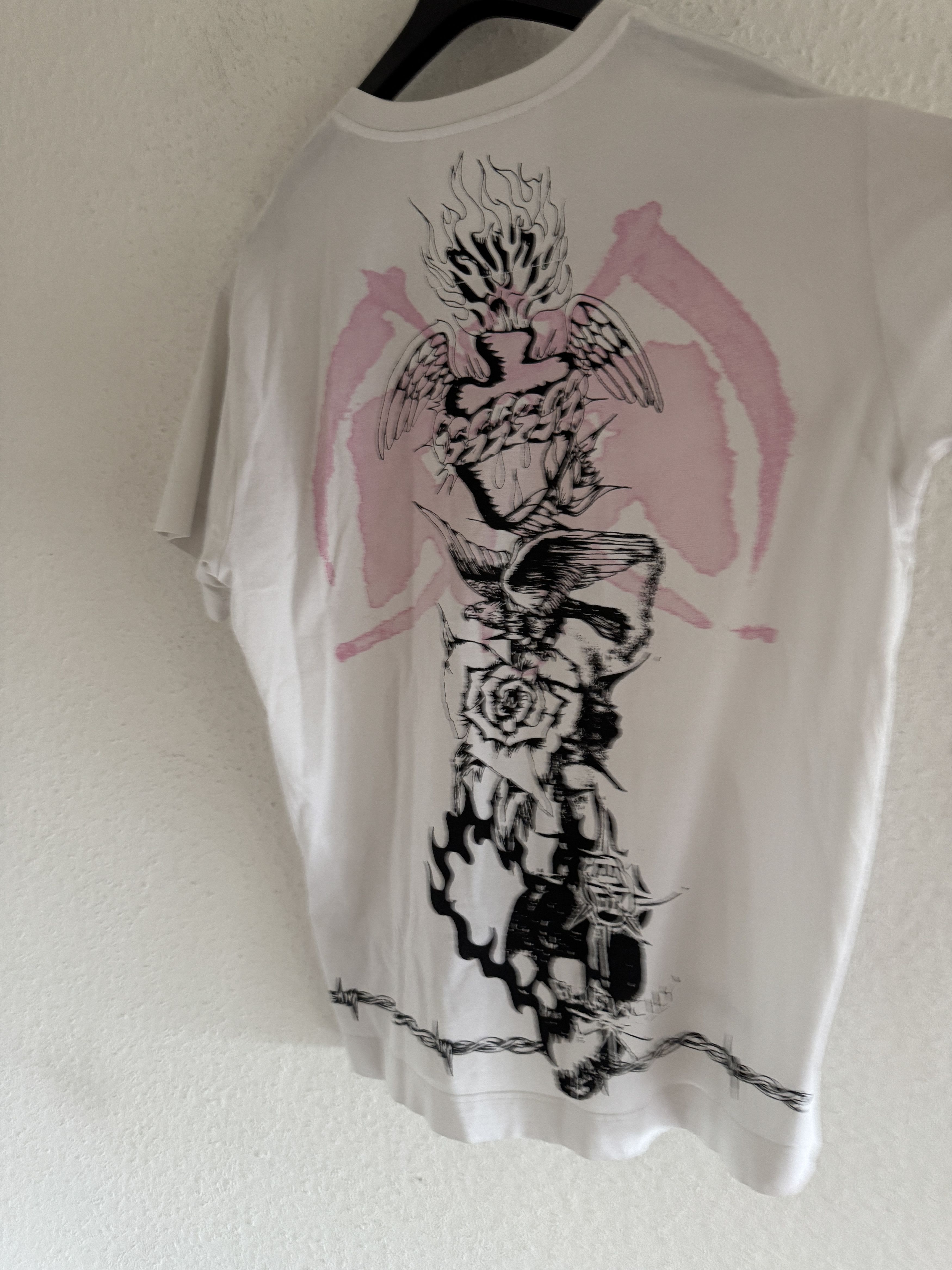 Givenchy White Gothic Print Oversized T-Shirt Size US S / EU 44-46 / 1 - 9 Thumbnail
