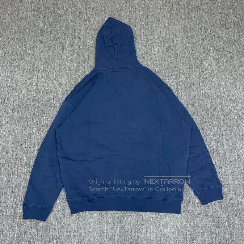 Balenciaga Balenciaga Blue Embroidered Small Logo Sweatshirt Size US L / EU 52-54 / 3 - 2 Thumbnail
