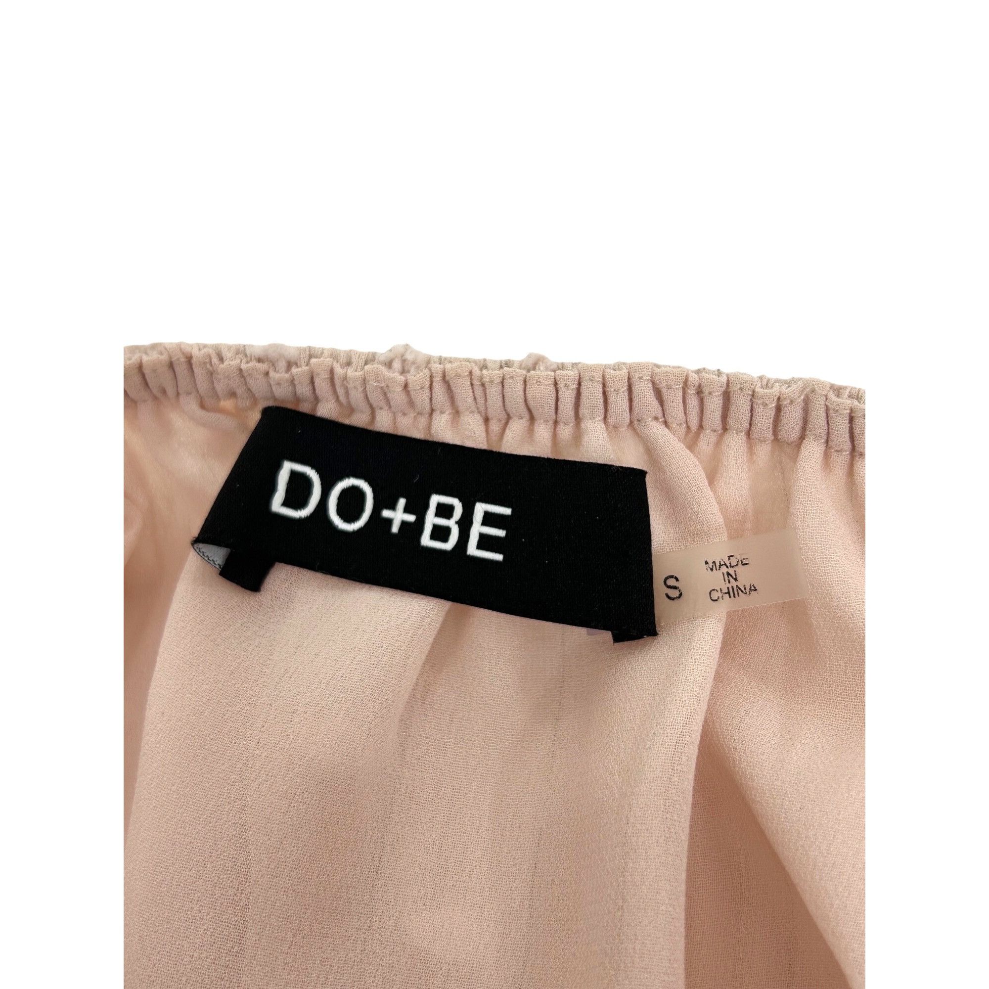 Other DO + BE Blouse Pink S Texture Balloon Sleeve Smocked Ruffle Size S / US 4 / IT 40 - 5 Thumbnail