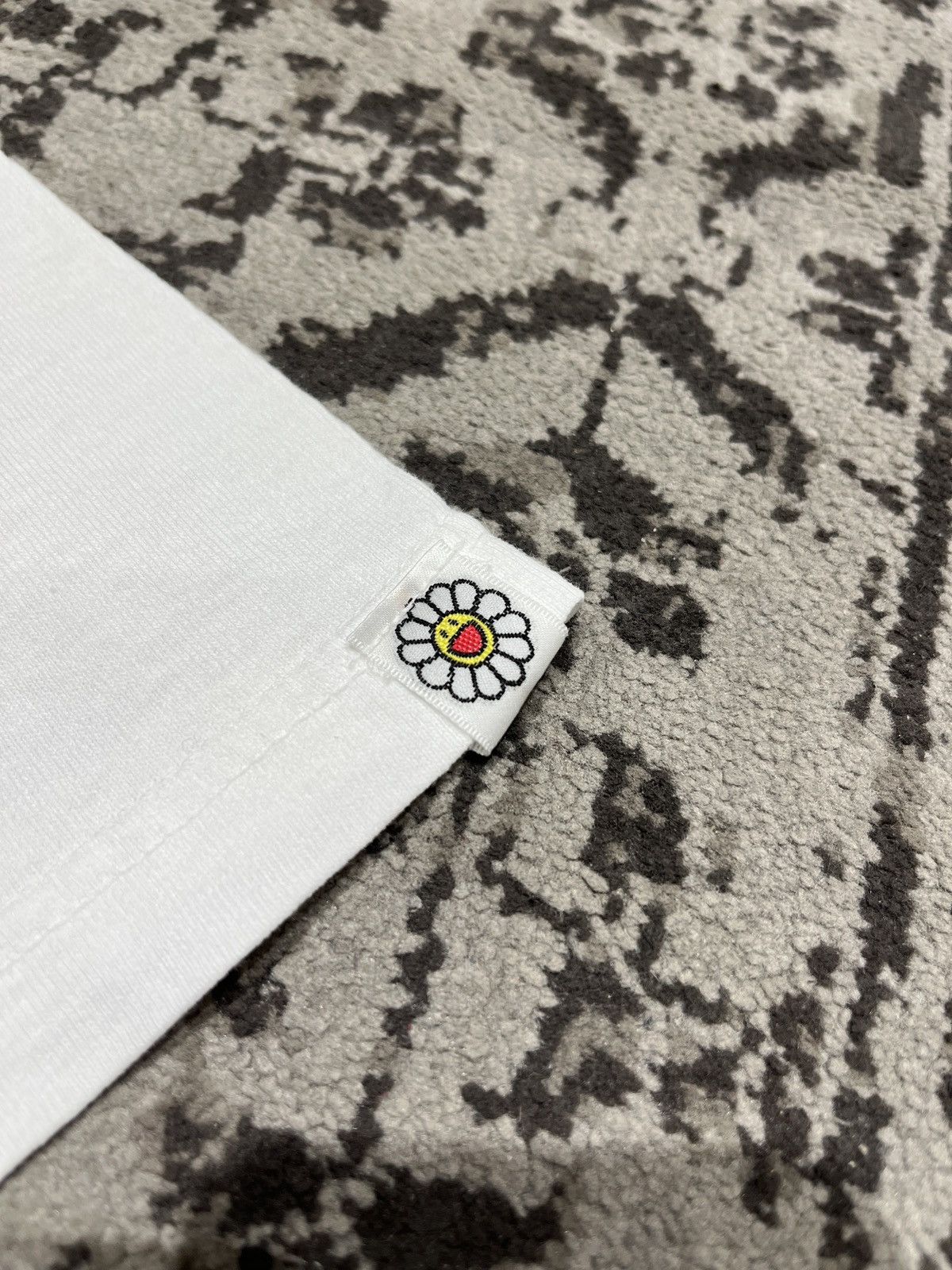 Japanese Brand × Takashi Murakami × Vintage Vintage 00’s Takashi Murakami x Kaikai Kiki Size US M / EU 48-50 / 2 - 6 Thumbnail