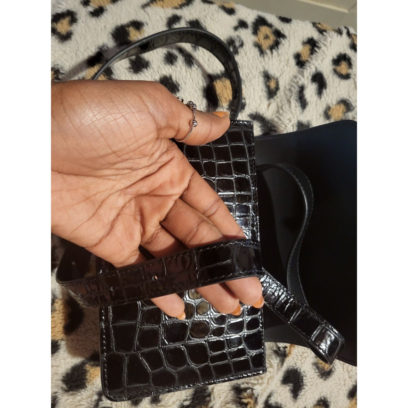 Christian Louboutin Christian Louboutin Loubi54 Crossbody bag, calf leather Size ONE SIZE - 4 Thumbnail