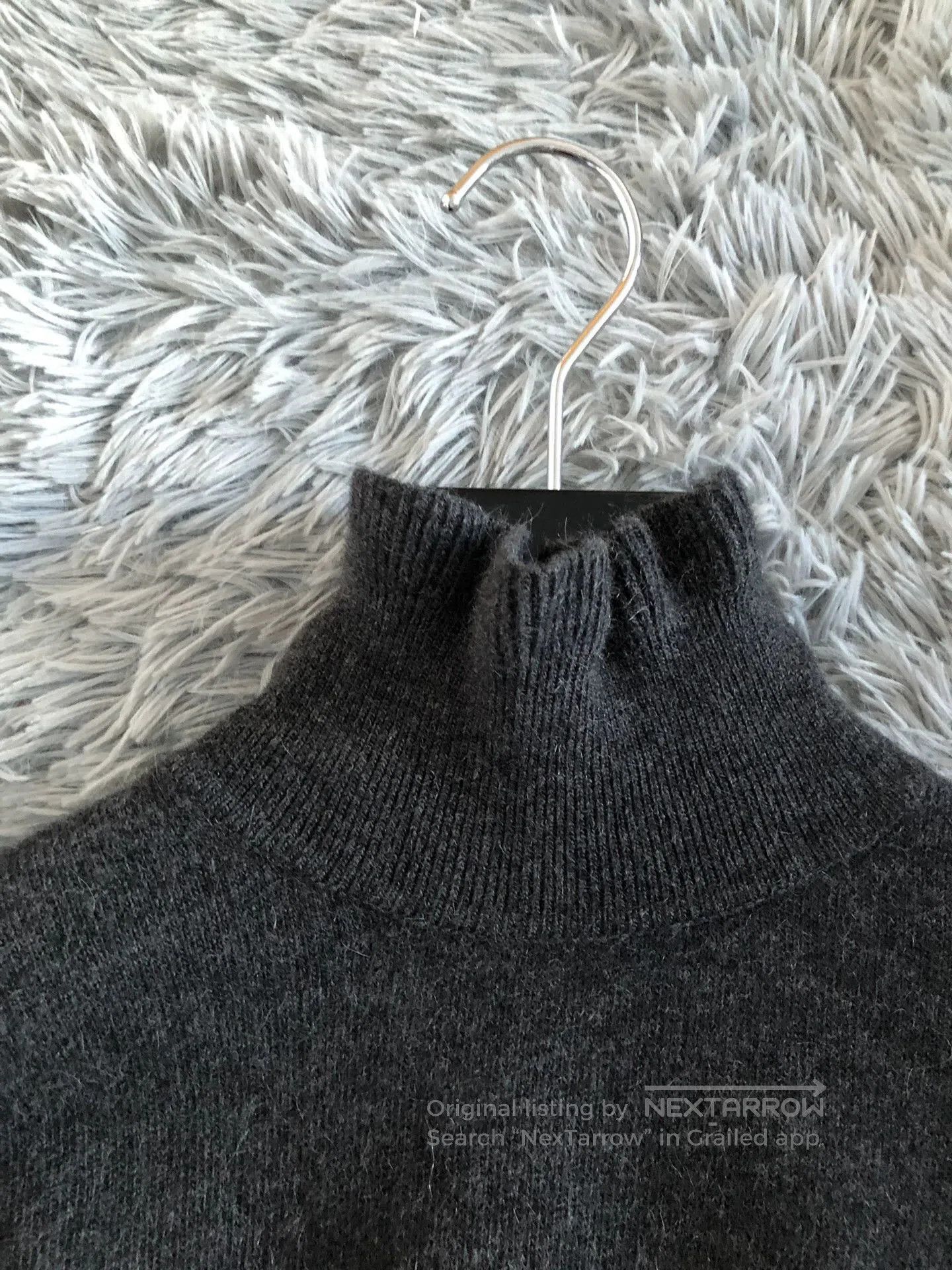 Celine Celine Ruffled Collar Turtleneck Sweater. Size L / US 10 / IT 46 - 3 Thumbnail