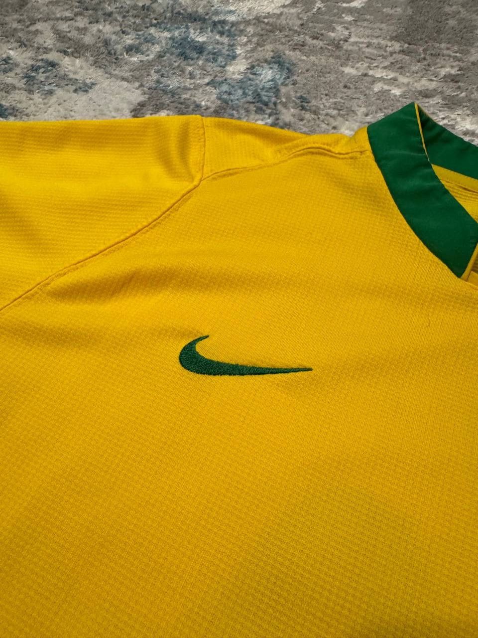 Vintage Vintage Brazil #10 National Team Jersey | CBF Nike Size US L / EU 52-54 / 3 - 7 Thumbnail