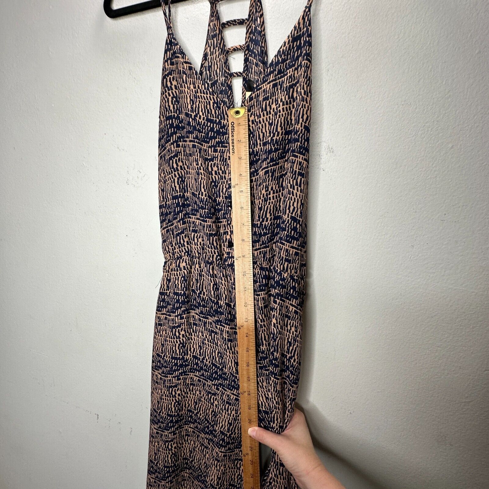 Other Fora Tan & Navy Button Strappy Wide Leg Jumpsuit Small Size 27" / US 4 / IT 40 - 15 Thumbnail
