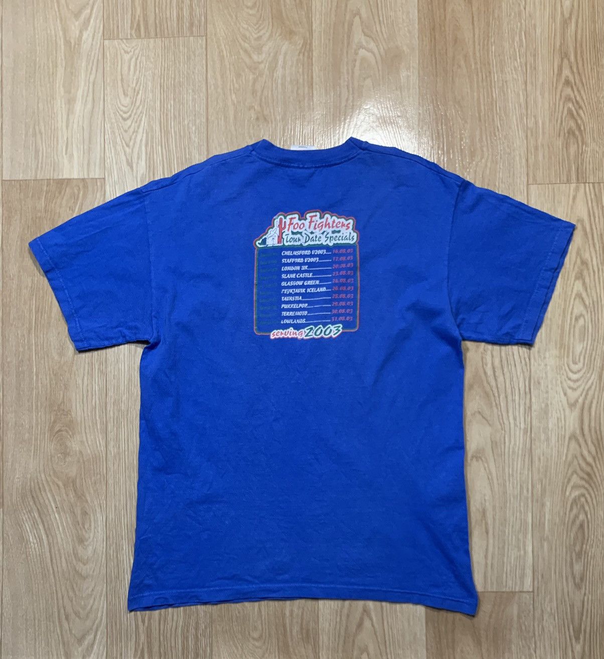 Band Tees Vintage 2003 Y2K Foo Fighters Rock Band Tour Tee Size US L / EU 52-54 / 3 - 10 Thumbnail