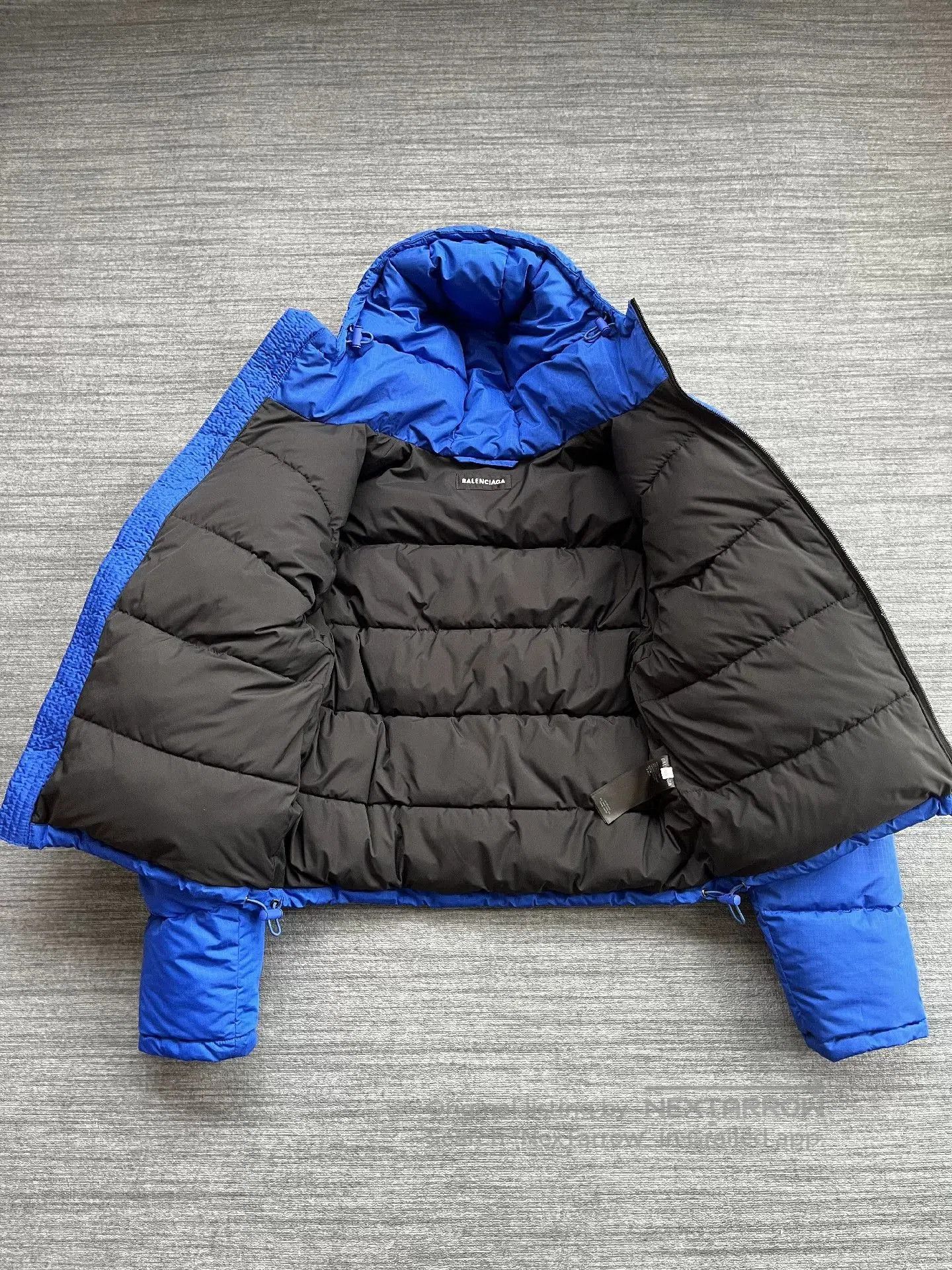 Balenciaga Balenciaga Blue Puffer Jacket 19SS. Size US S / EU 44-46 / 1 - 3 Thumbnail