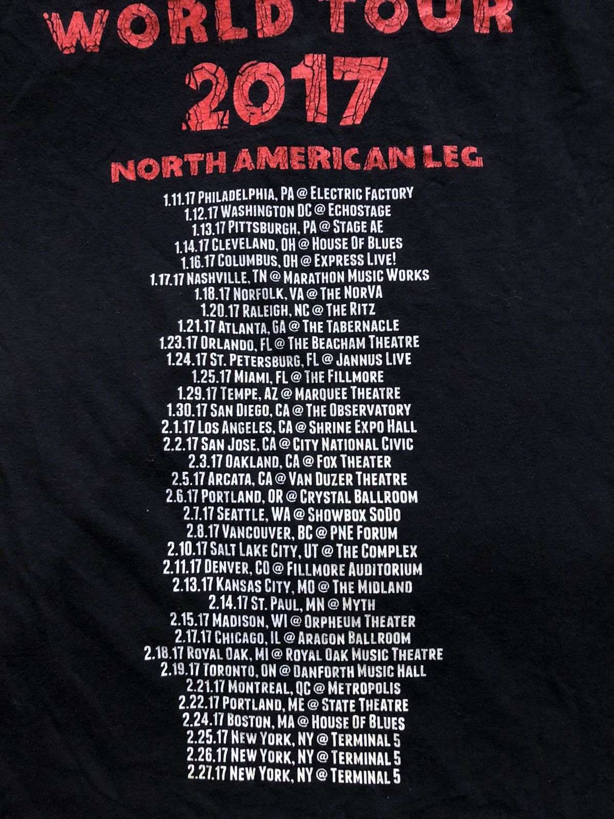 Run The Jewels × Vintage Run The Jewels 2017 ‘Run The World Tour’ T shirt - Size L Size US L / EU 52-54 / 3 - 7 Thumbnail