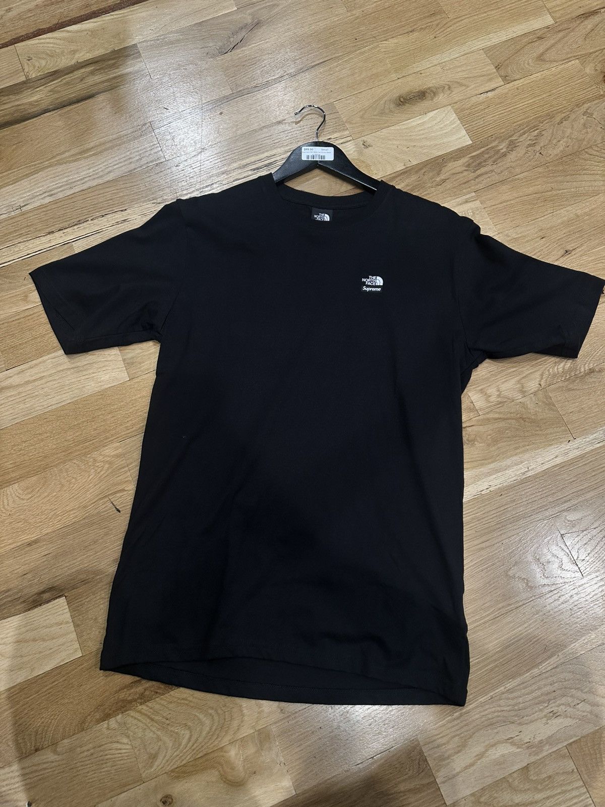 Supreme × The North Face Supreme x TNF Tee DS Size US S / EU 44-46 / 1 - 1 Thumbnail