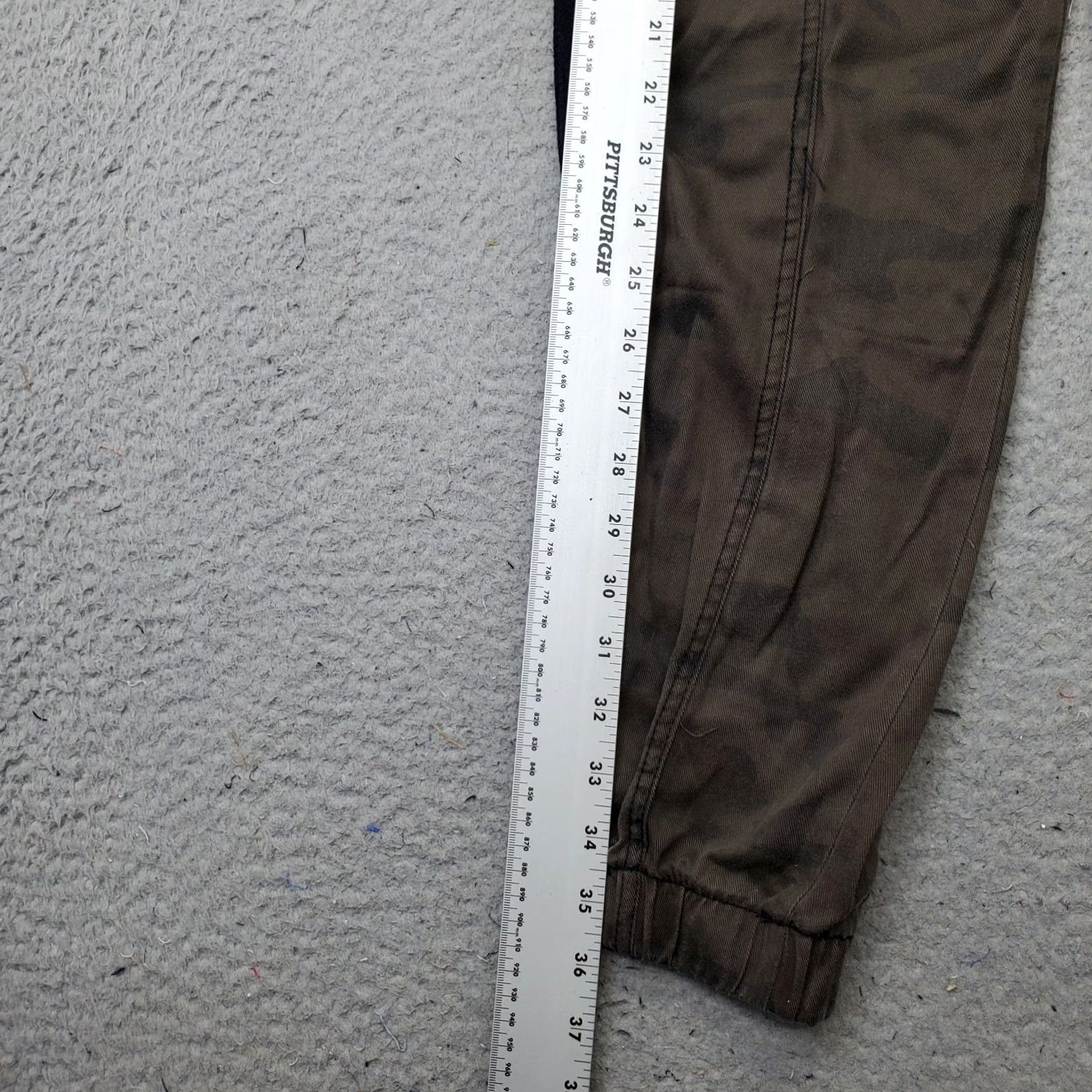 Vintage Havana Vintage Havana Cargo Pants Womens S Camouflage Elastic Waist Drawstring Pockets Wide? No, keep cargo. Size 28" / US 6 / IT 42 - 3 Thumbnail