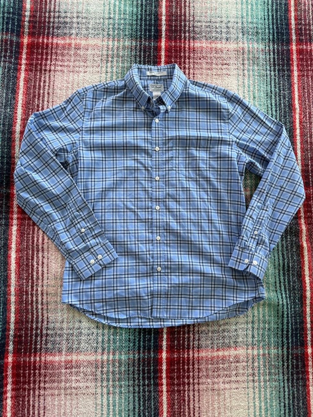 L.L. Bean Vintage L.L.Bean Blue Plaid Slim Fit Casual Shirt L Size US L / EU 52-54 / 3 - 1 Thumbnail