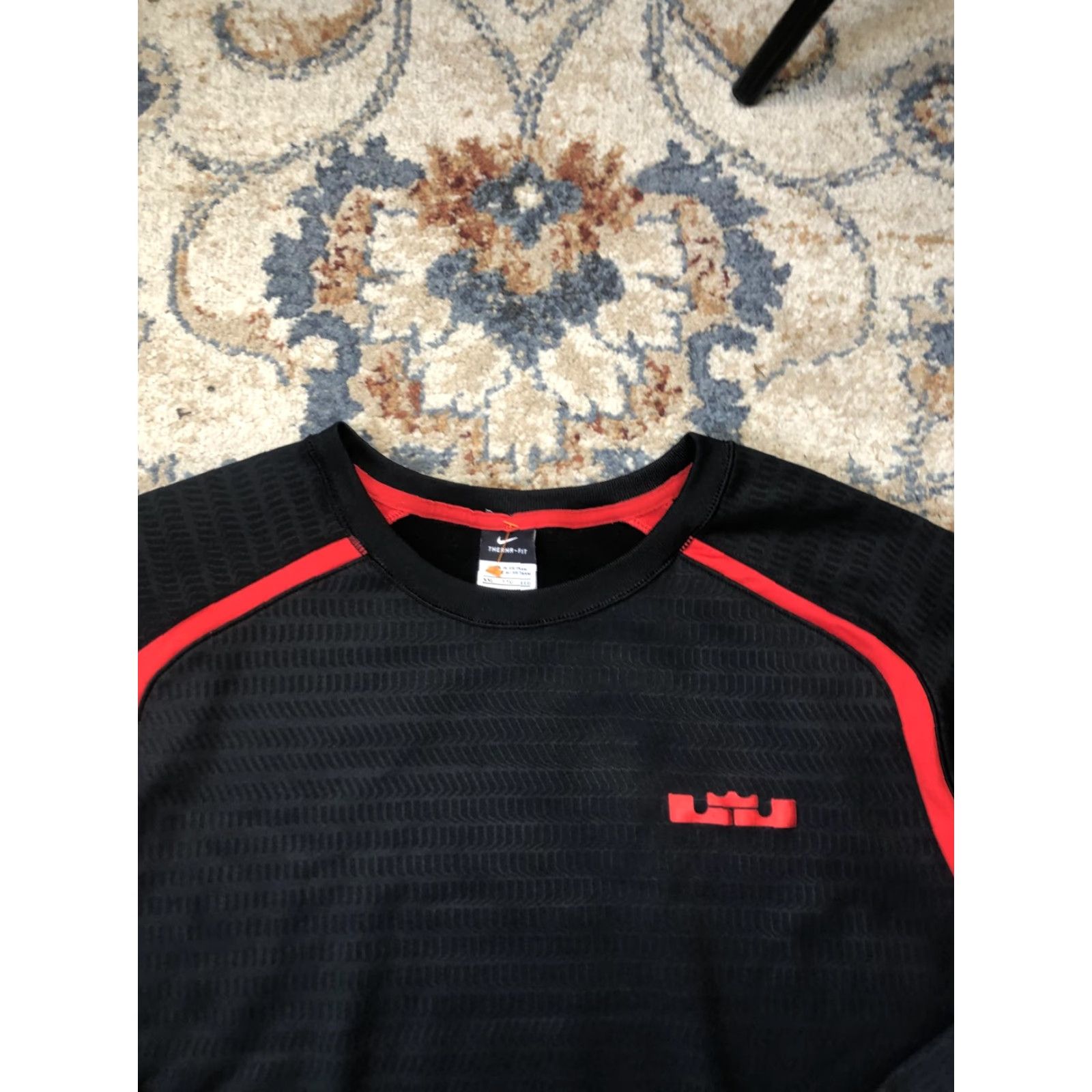 Nike VINTAGE Nike LeBron James Therma-FIT Sweatshirt Mens 2XL Black Red Crewneck Pullover Size US XXL / EU 58 / 5 - 2 Thumbnail