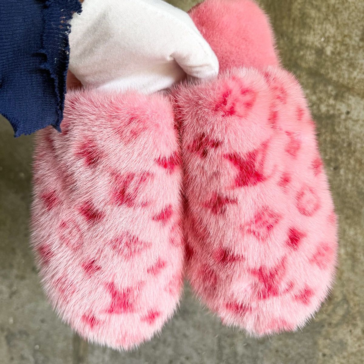 Louis Vuitton Louis Vuitton JAPAN EXCLUSIVE MINK FUR Clog Slippers Size US 9.5 / EU 42-43 - 4 Thumbnail