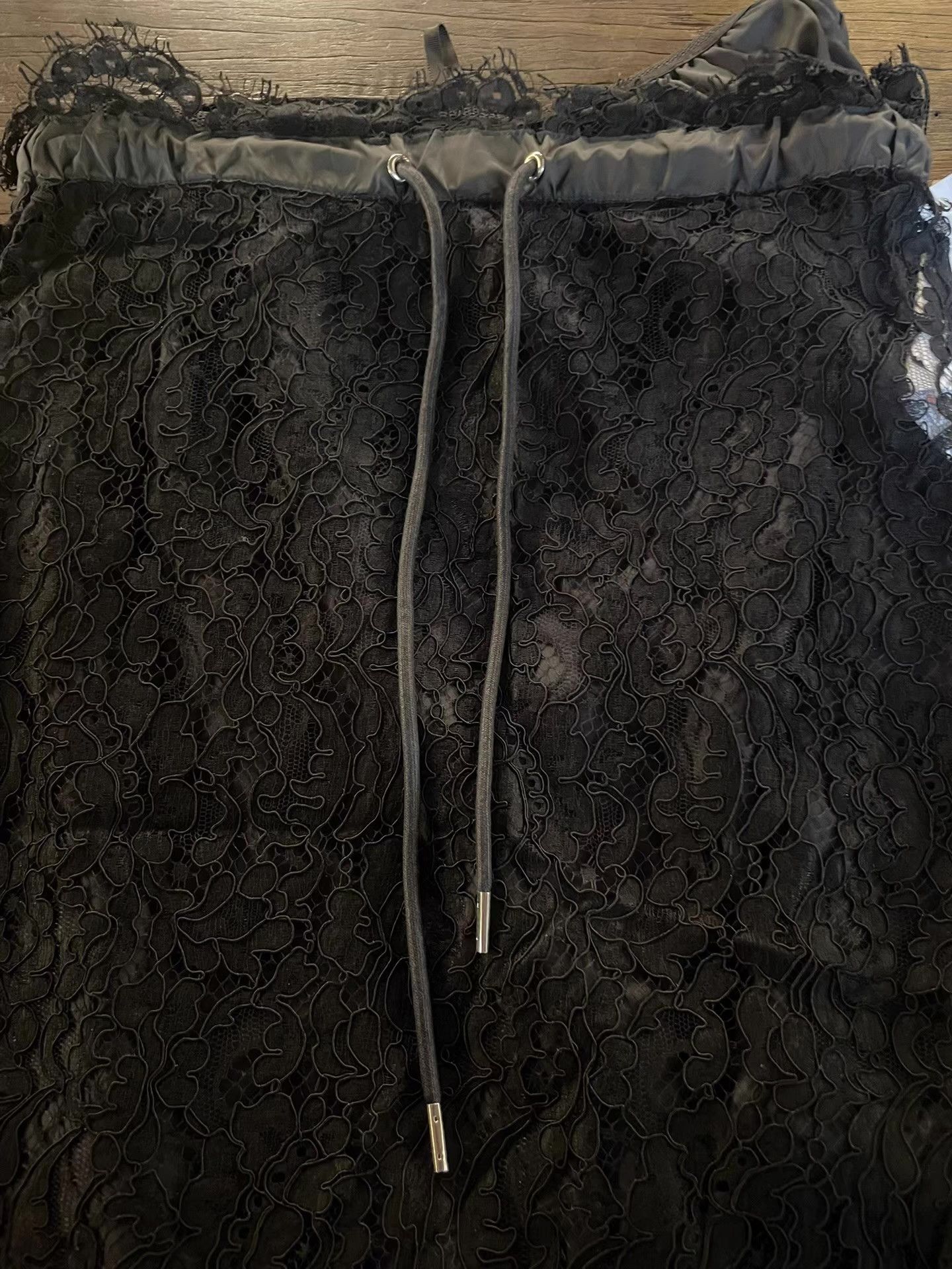 Sacai Sacai 17SS Women's Floral Lace Ruched Midi Skirt。Ｑ25 Size 34" / US 12 / IT 48 - 2 Thumbnail
